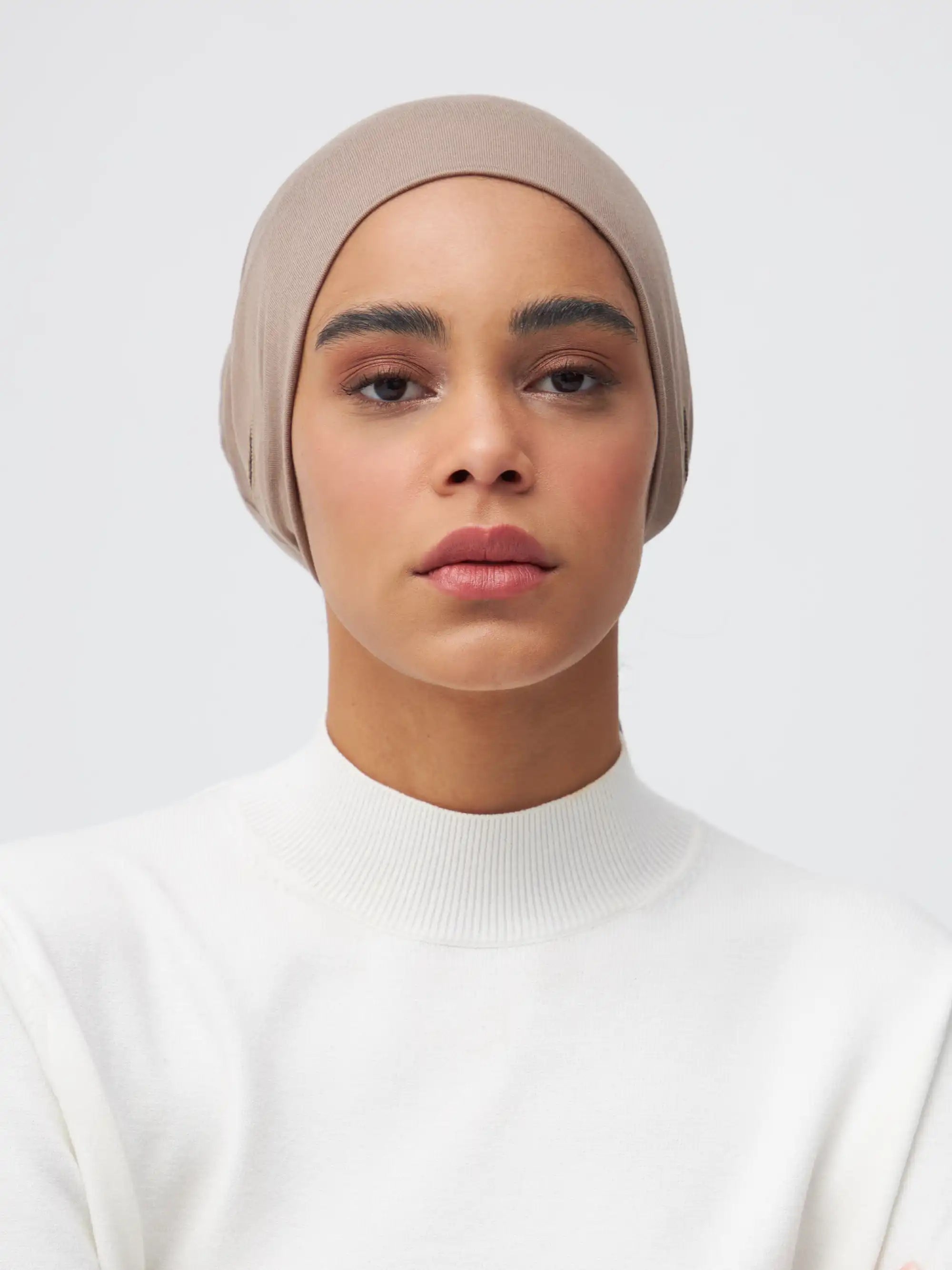 Slit Tie Back Bone - Warm Sand