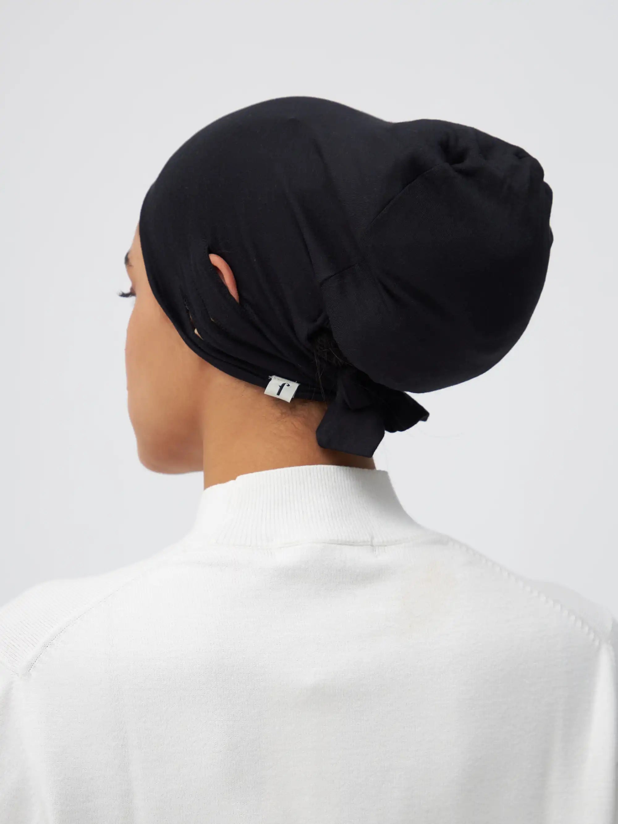 Slit Tie Back Bone - Black