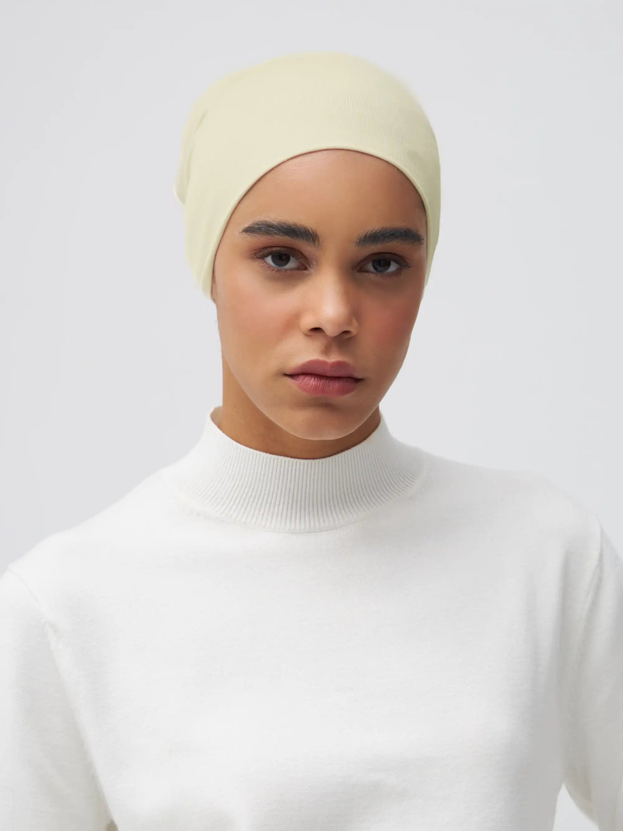 Tie Back Bone - Lime Cream