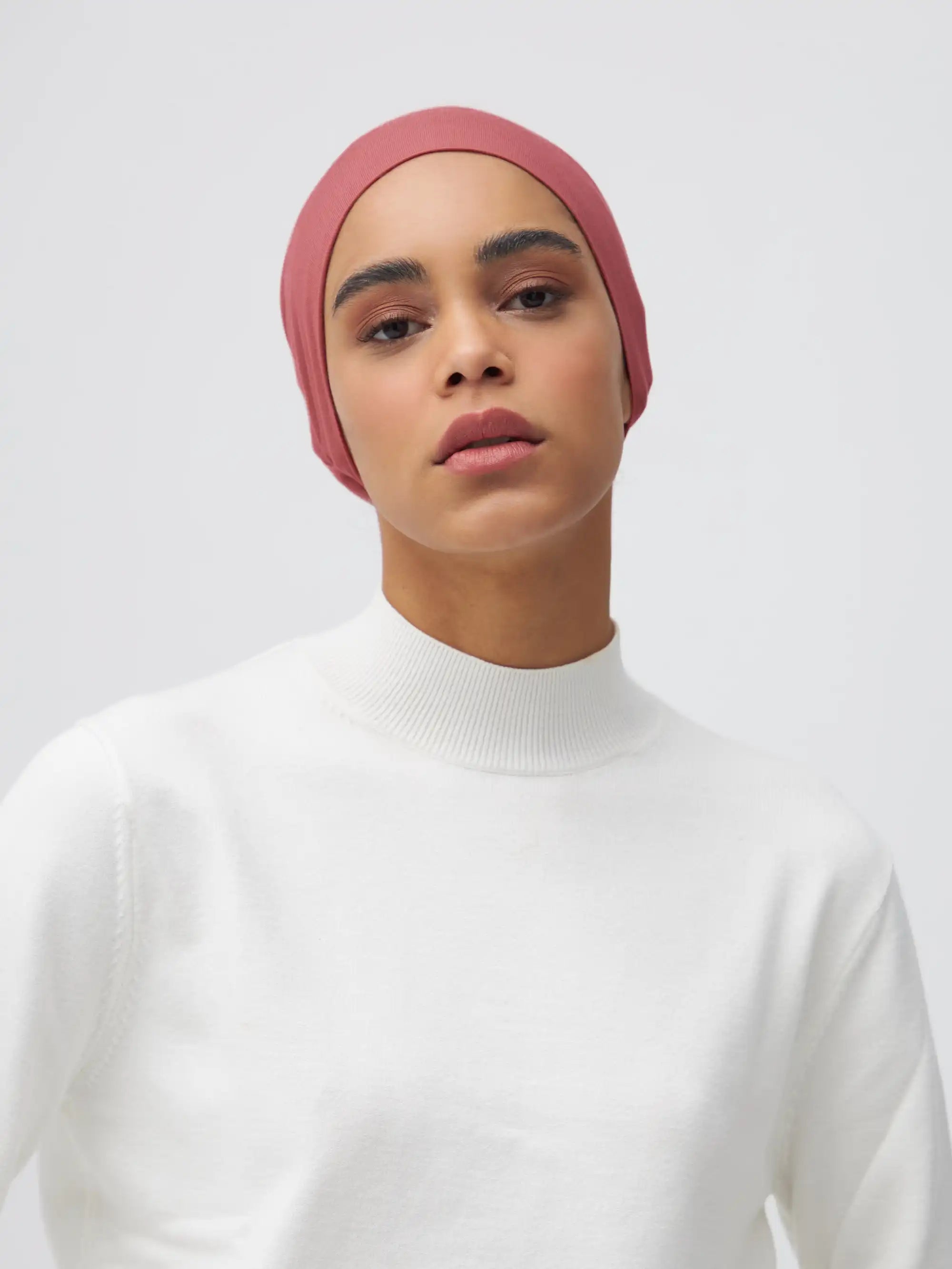 Tie Back Bone - Garnet Rose