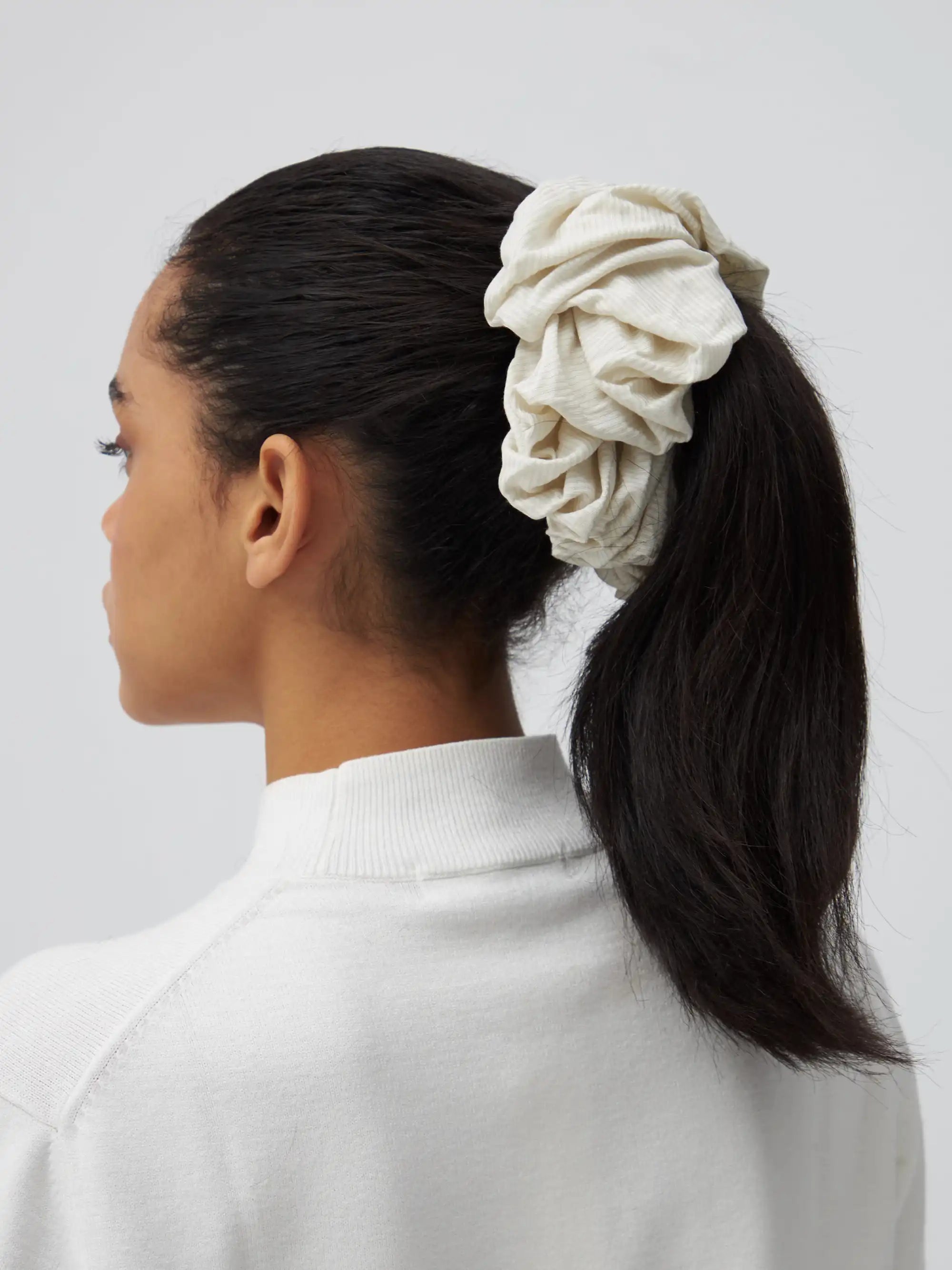 Scrunchies - Off White