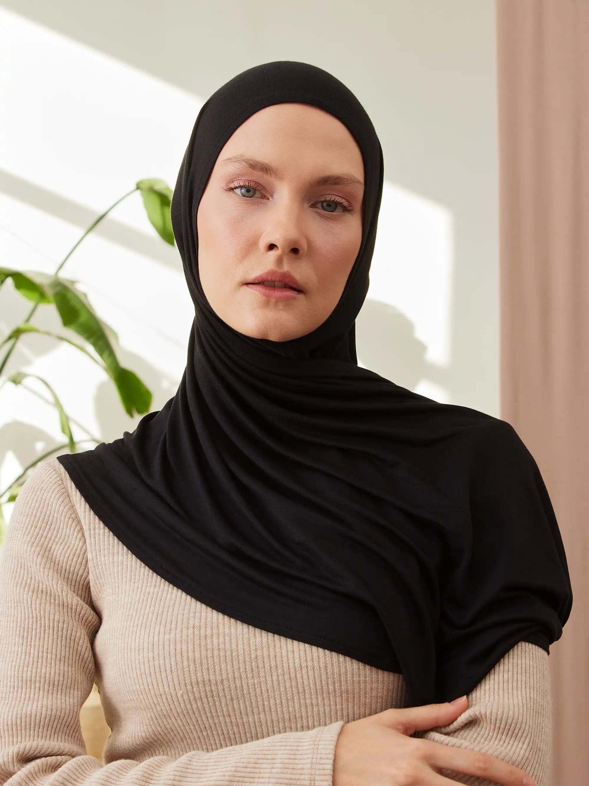 Instant Premium Jersey Hijabs - Black