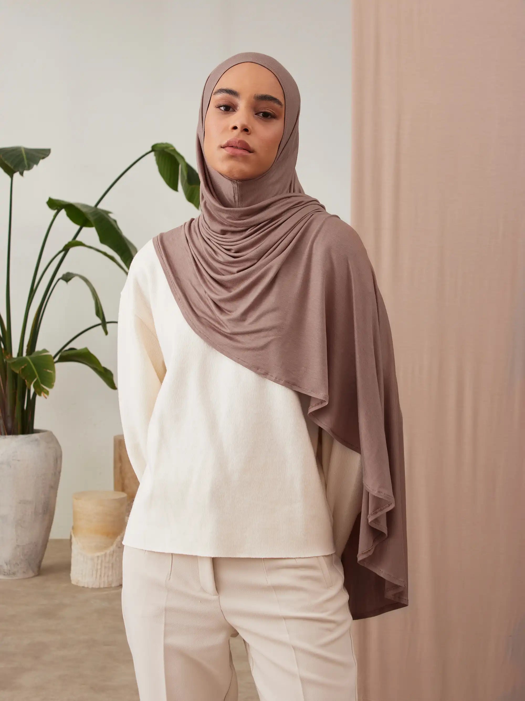 Small Instant Premium Jersey Hijabs - Mocha Mousse