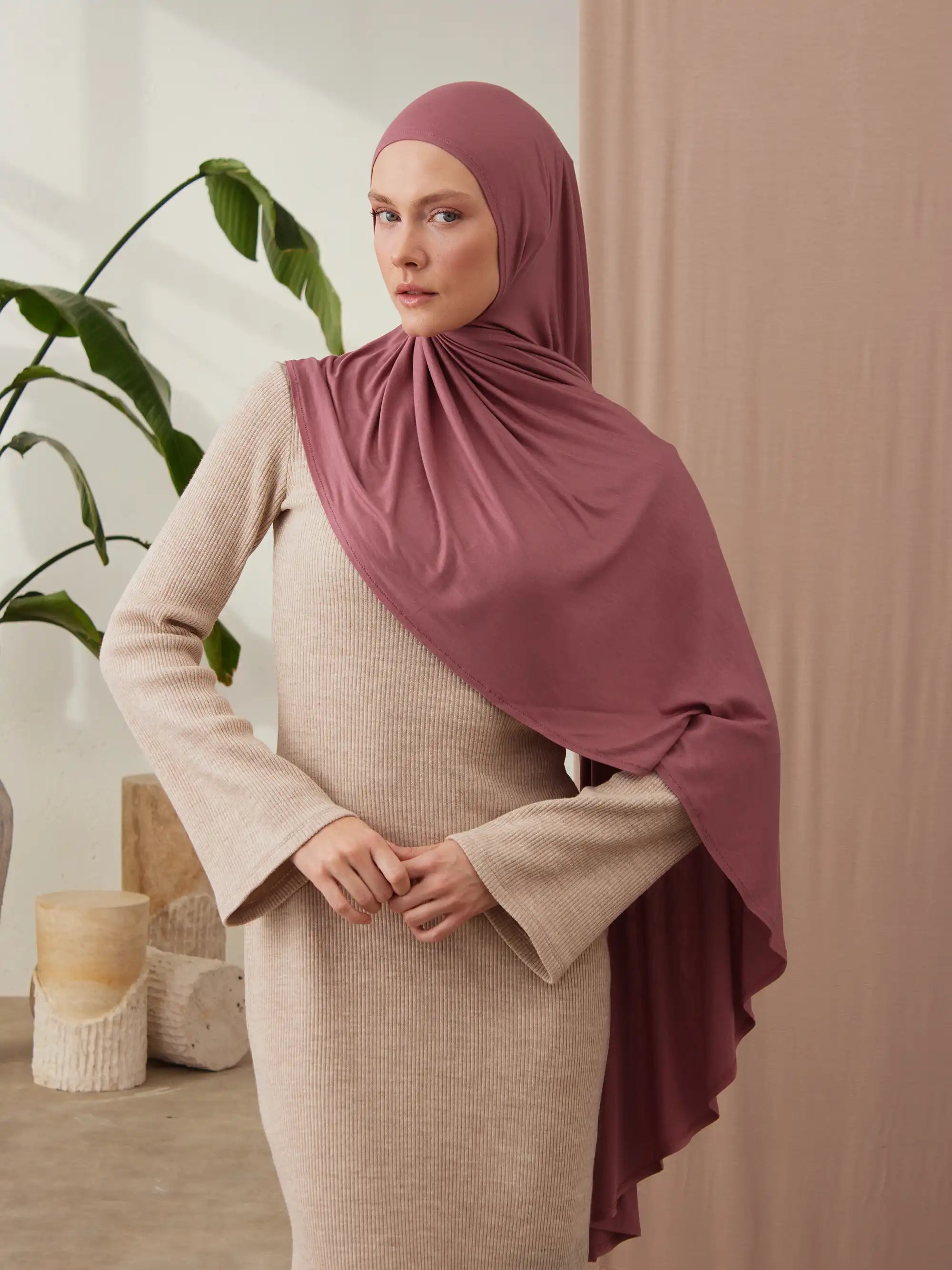 Instant Premium Jersey Hijabs - Garnet Rose