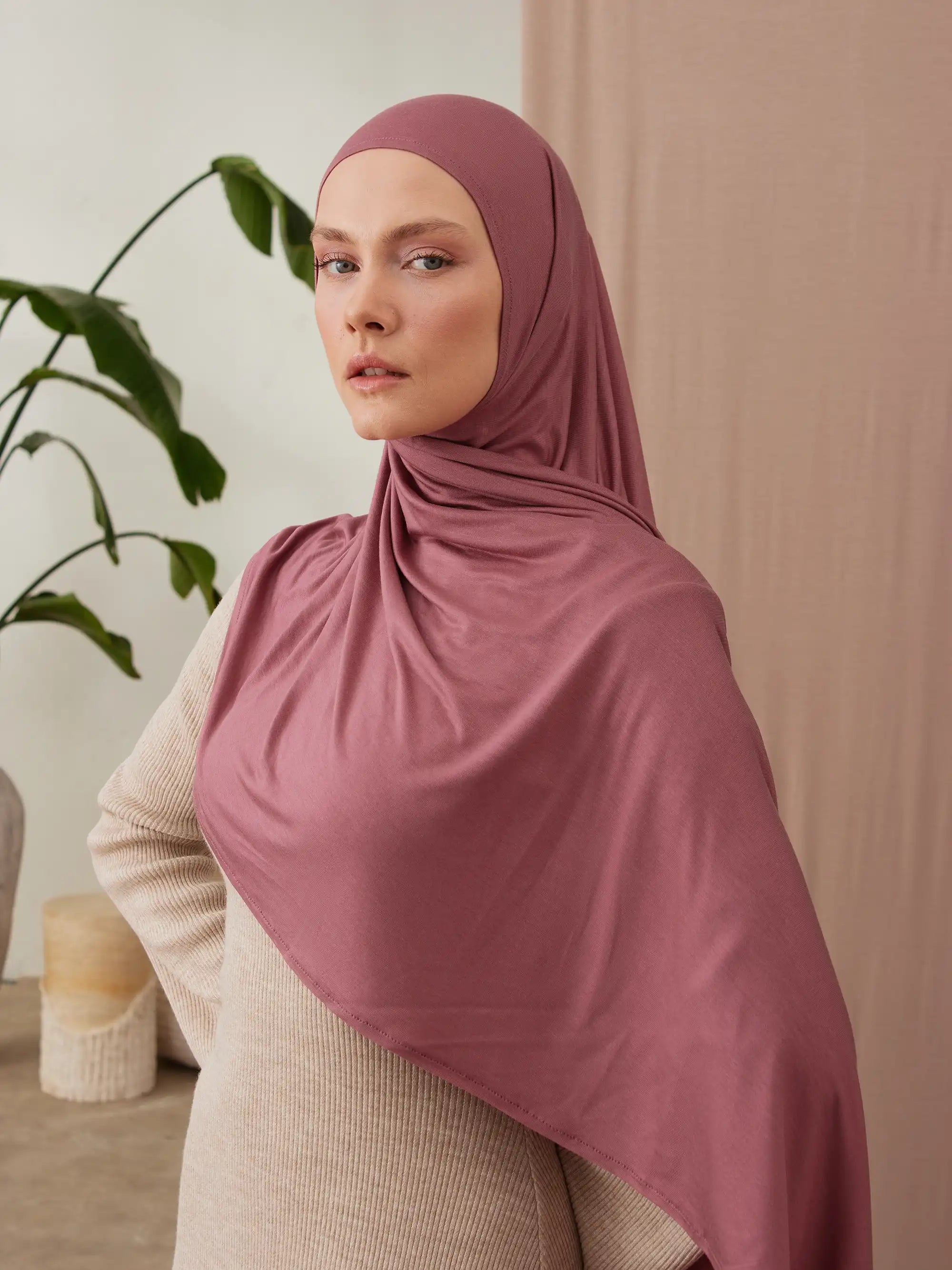 Instant Premium Jersey Hijabs - Garnet Rose