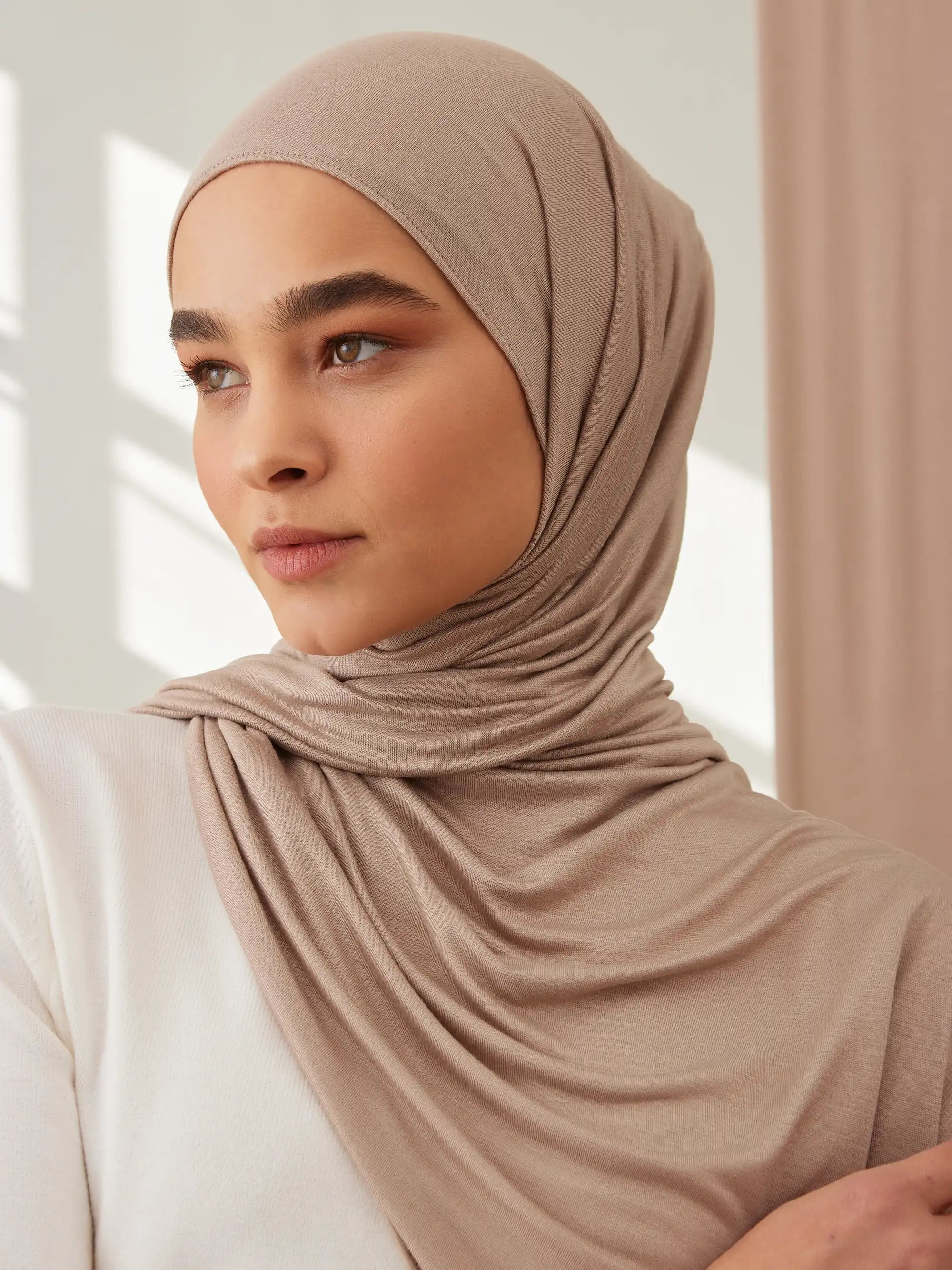Small Jersey Light Hijab - Warm Sand