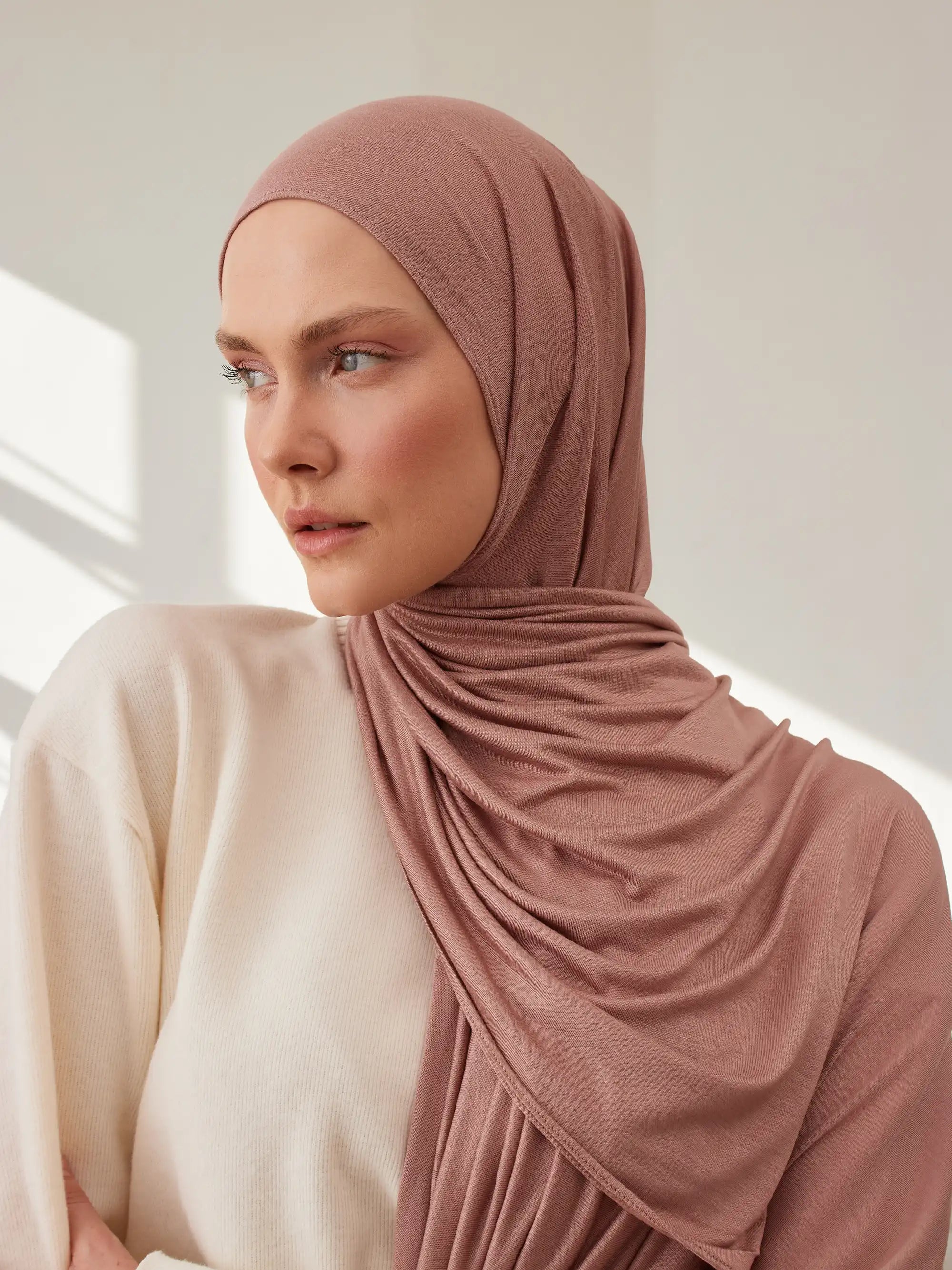 Small Jersey Light Hijab - Dusty Rose