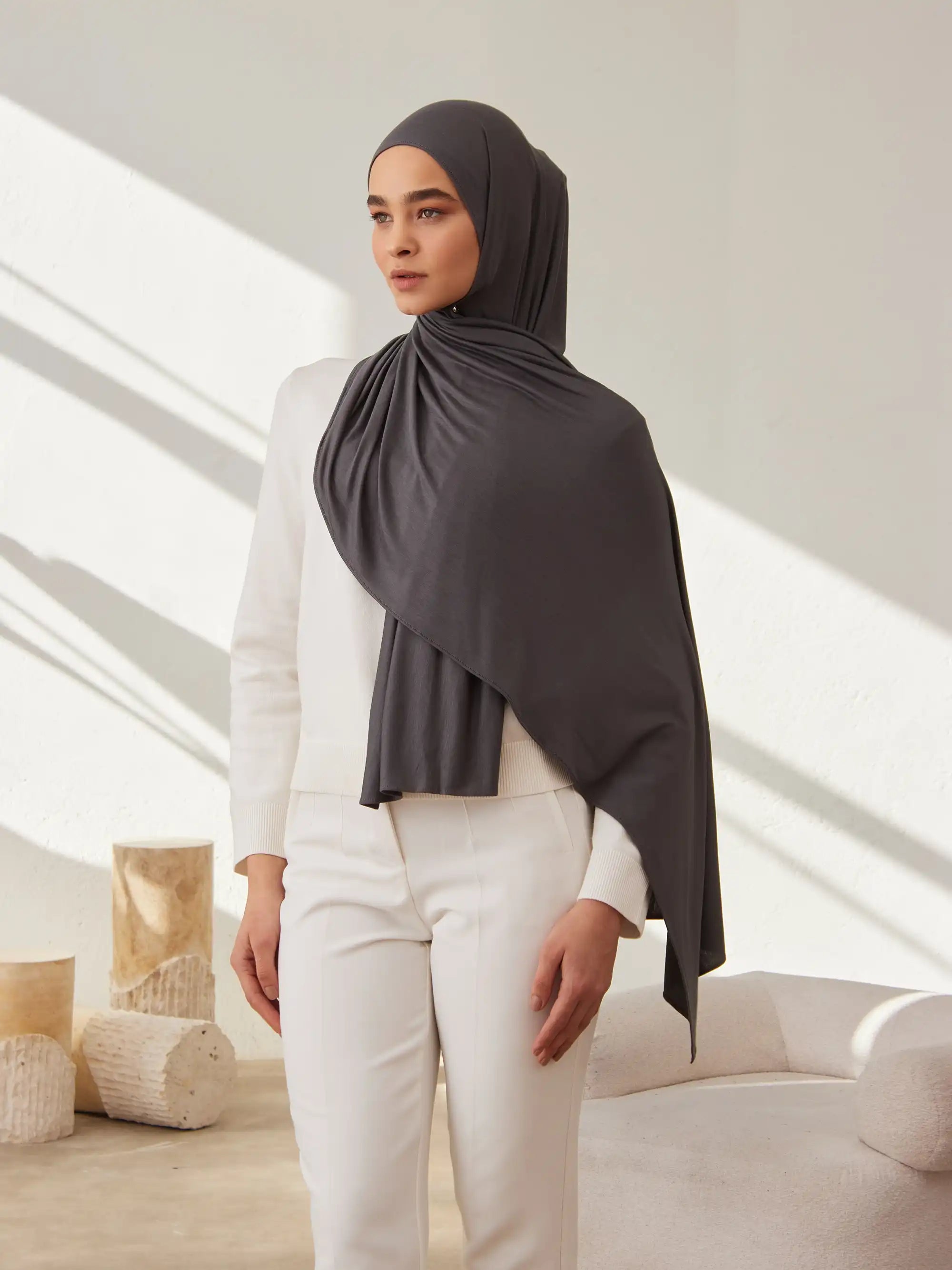 Small Jersey Light Hijab - Dark Grey