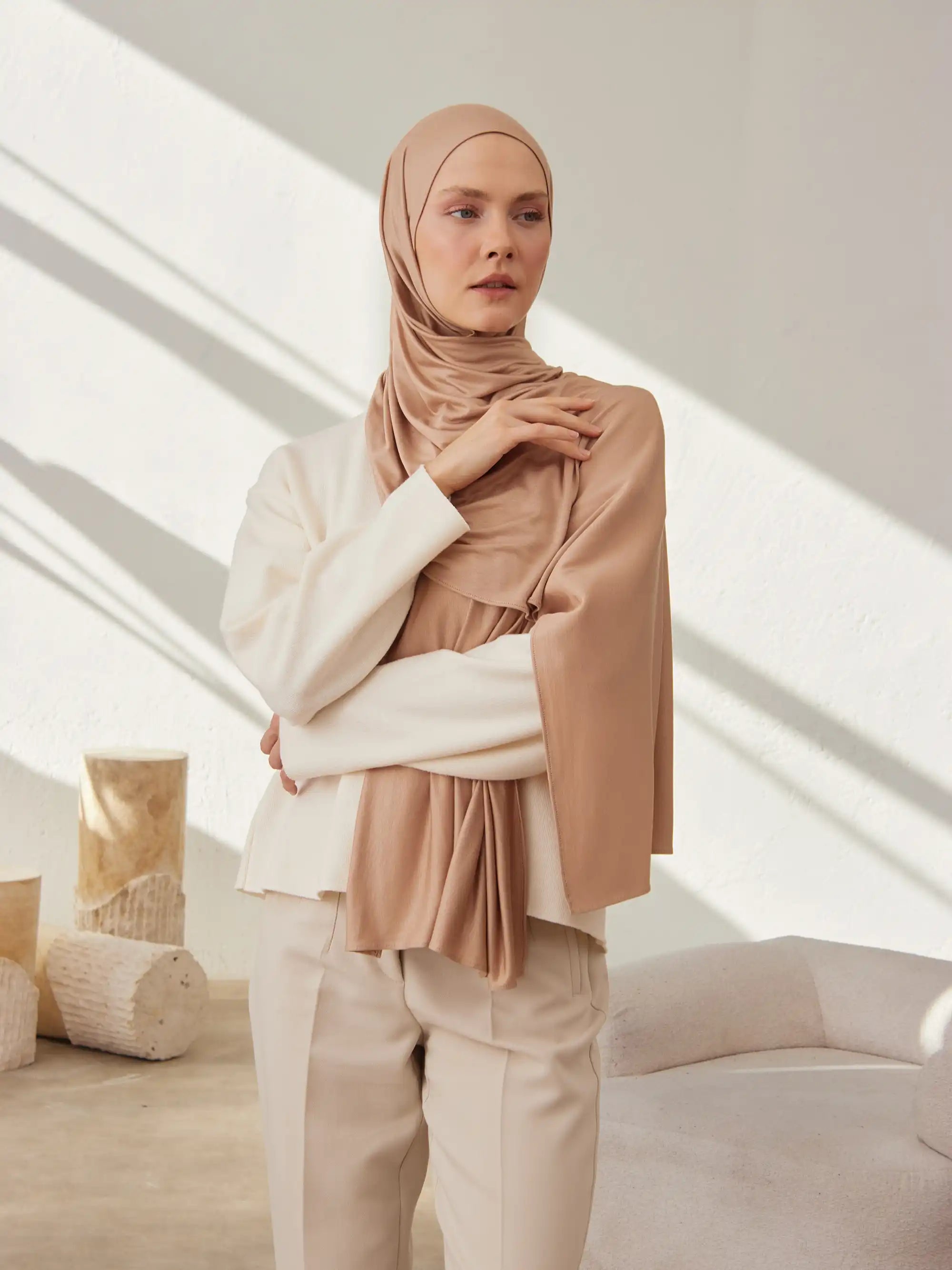 Jersey Light Hijab - Warm Taupe