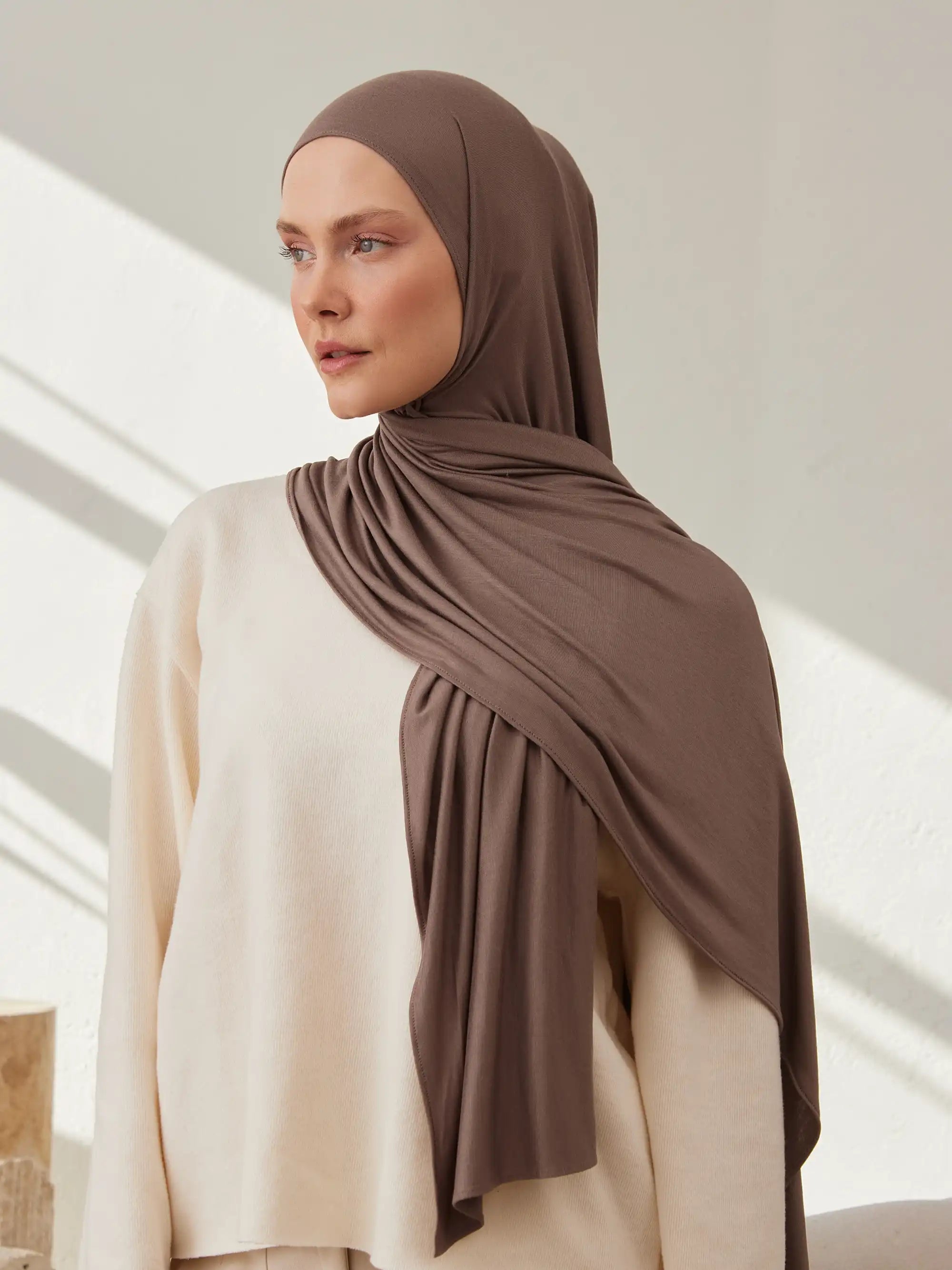 Jersey Light Hijab - Desert Taupe