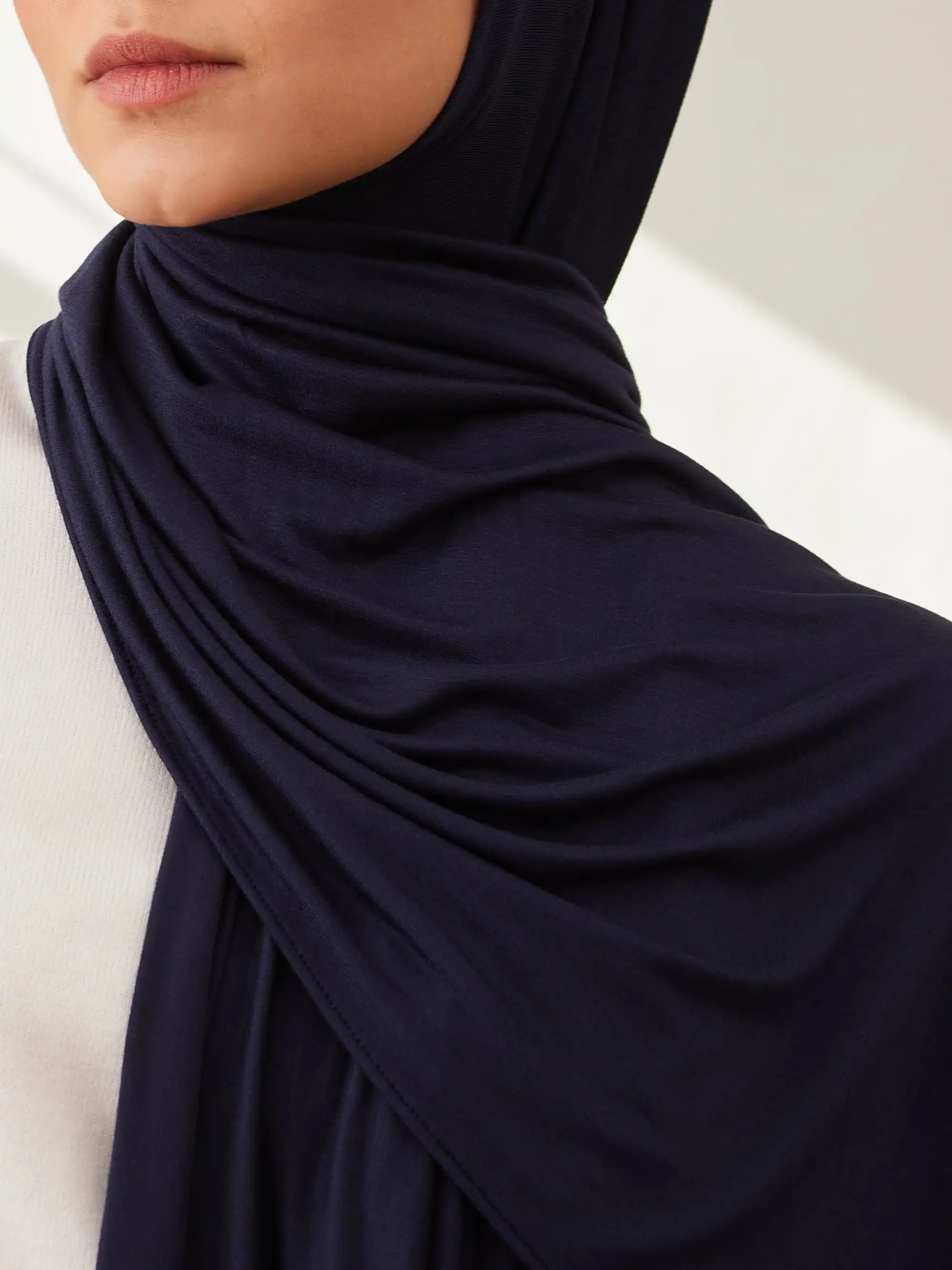 Jersey Light Hijab - Navy
