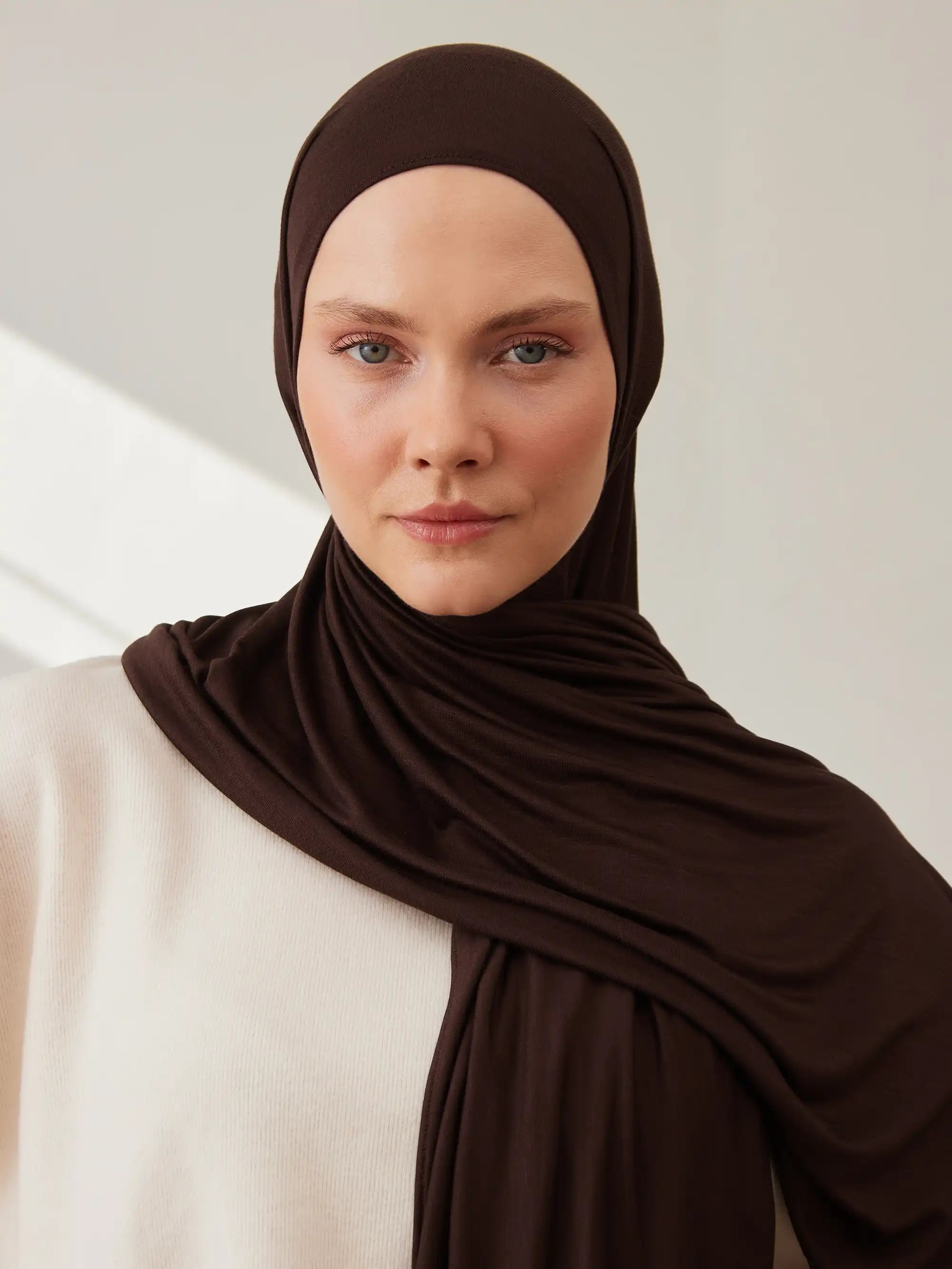 Jersey Light Hijab - Coffee Bean