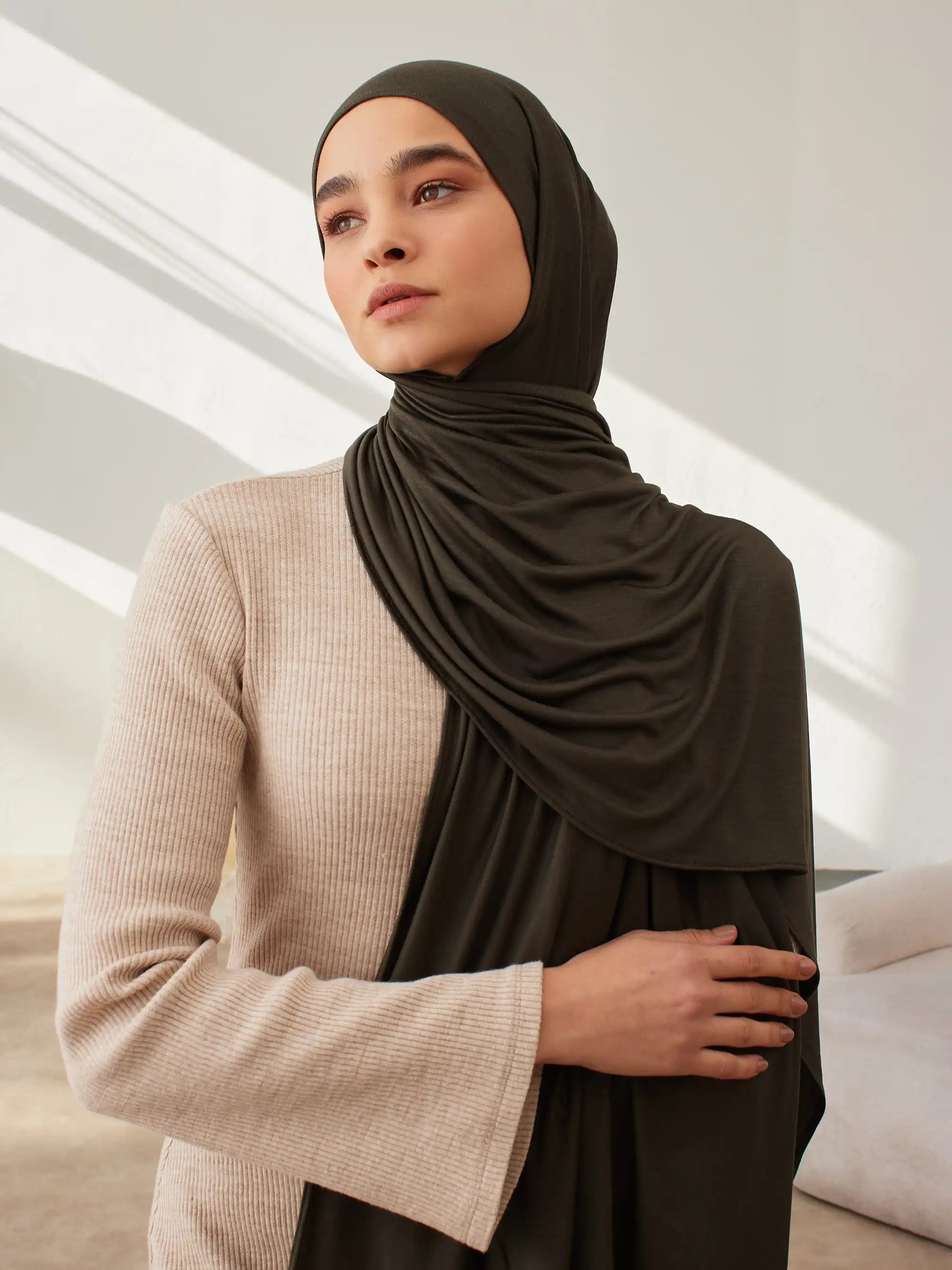 Small Jersey Light Hijab - Khaki