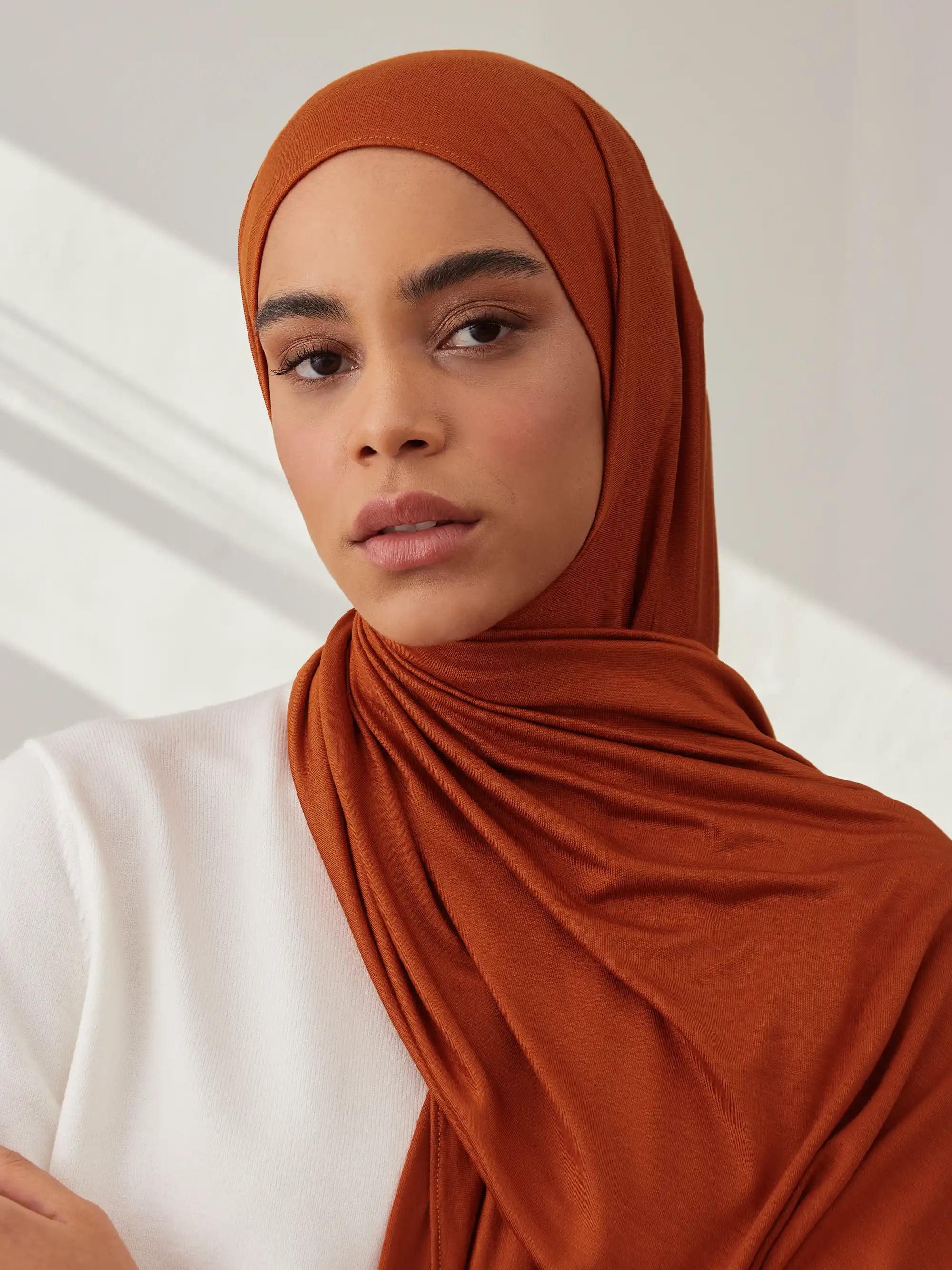 Small Jersey Light Hijab - Burnt Orange