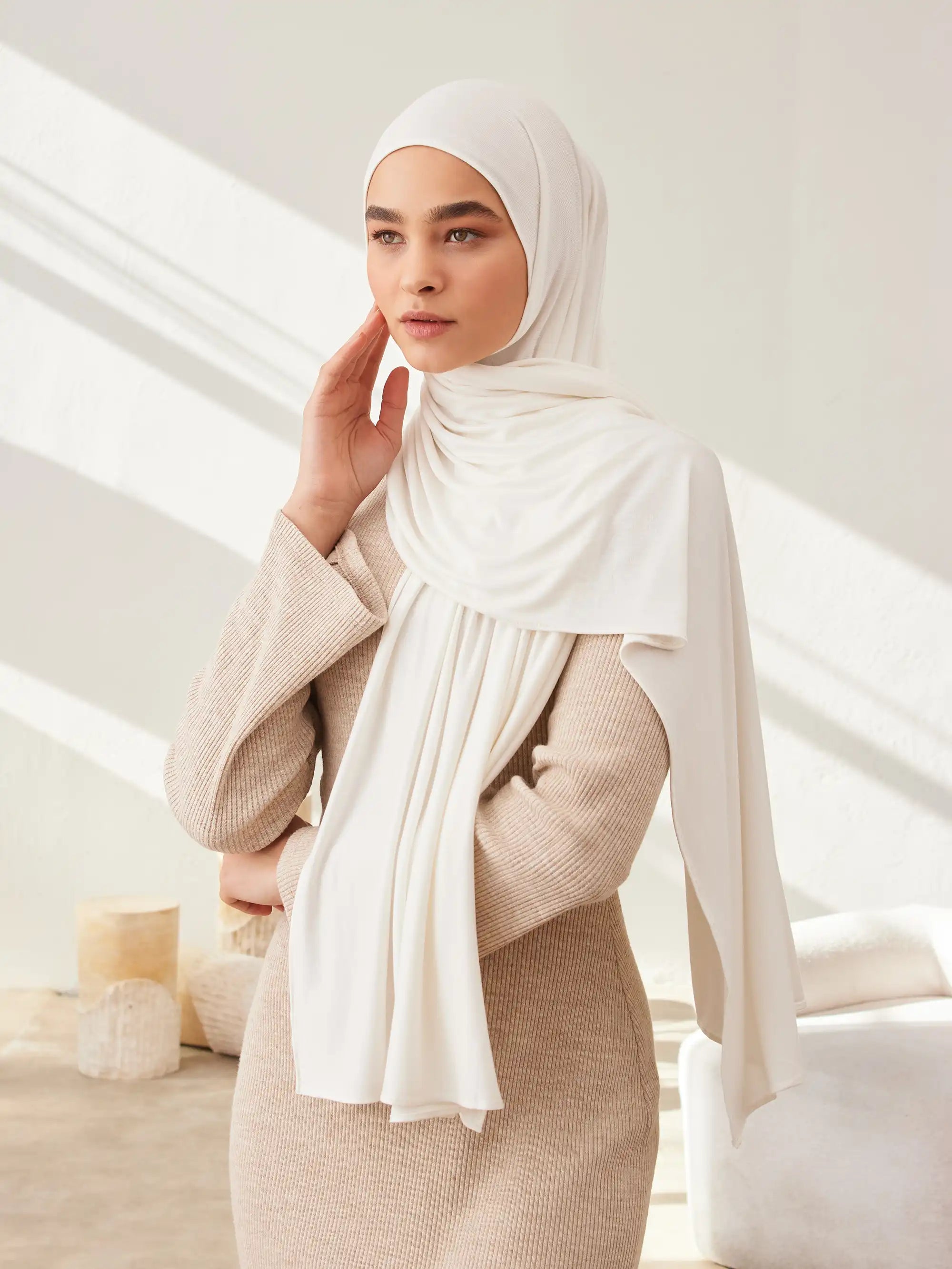 Small Jersey Light Hijab - Ivory