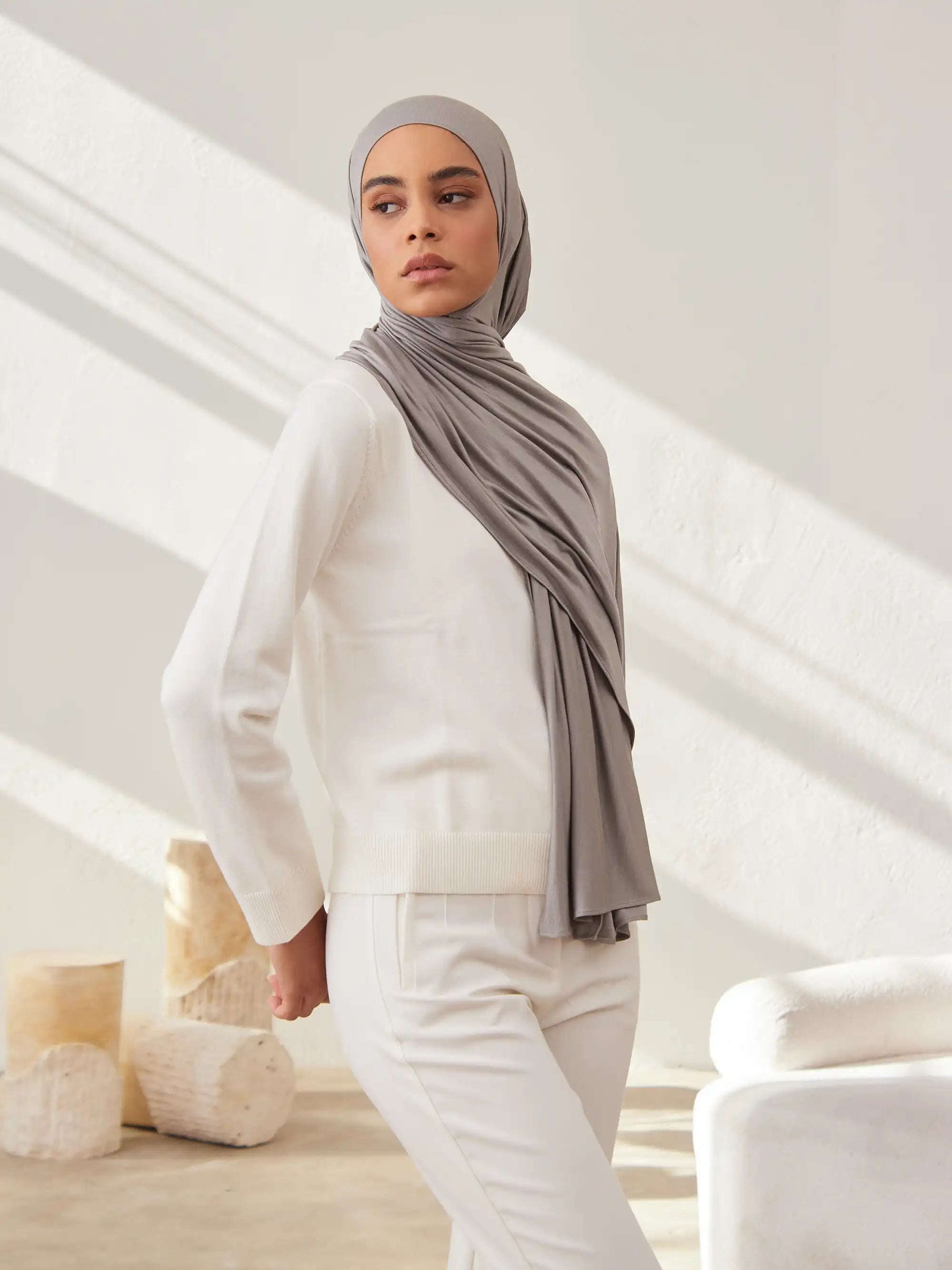 Small Jersey Light Hijab - Silver