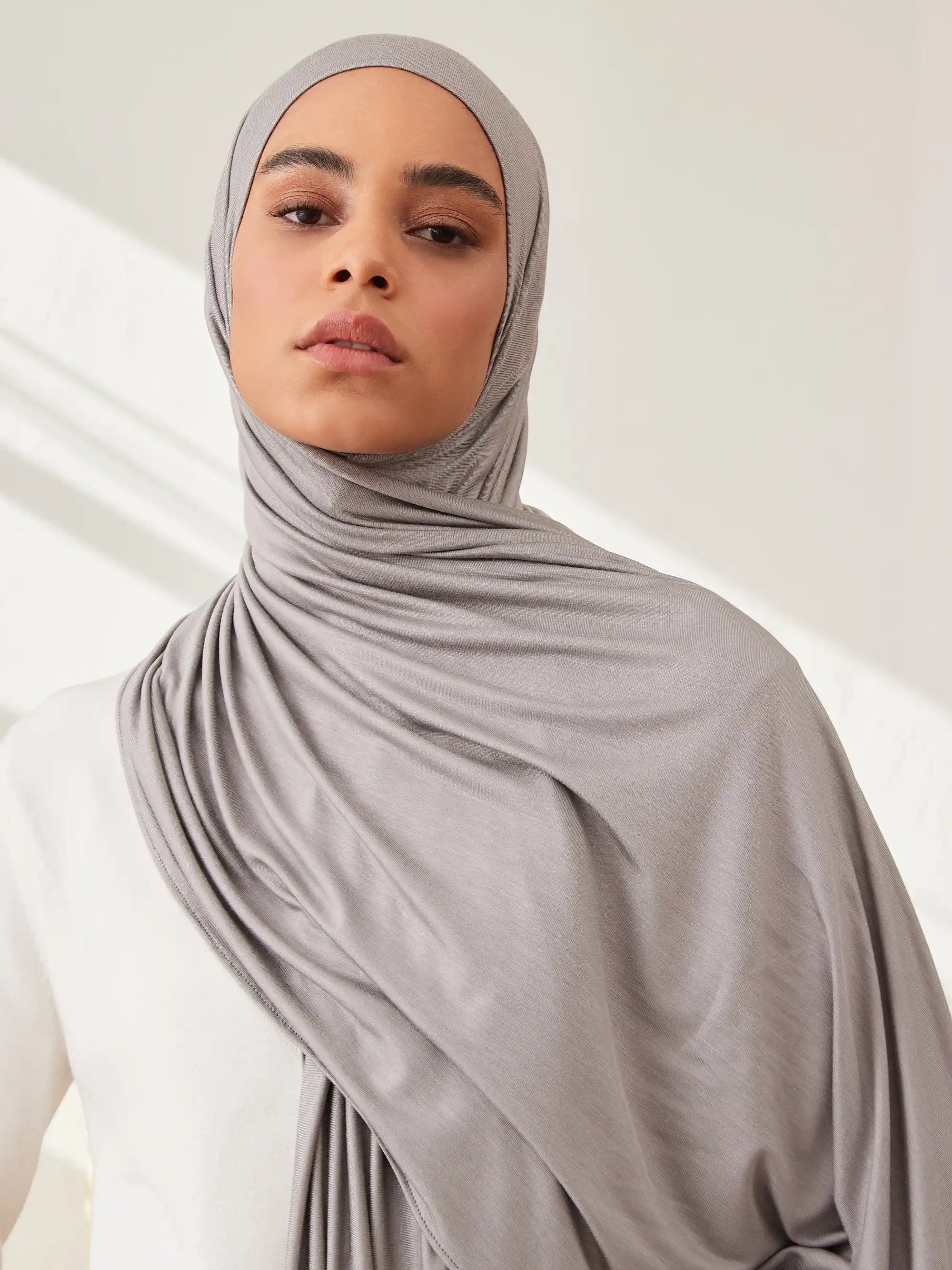 Small Jersey Light Hijab - Silver