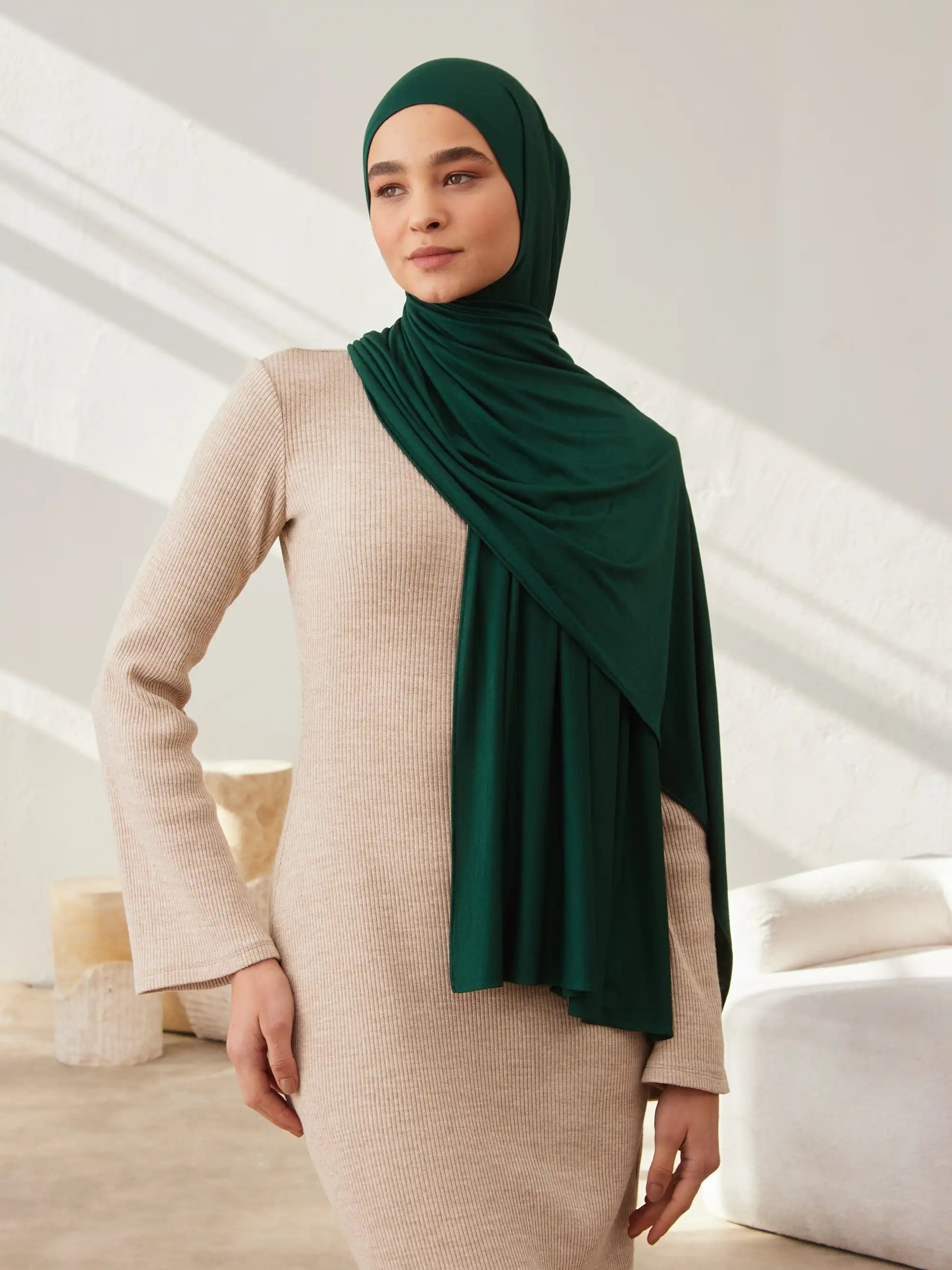 Jersey Light Hijab - Pine Green