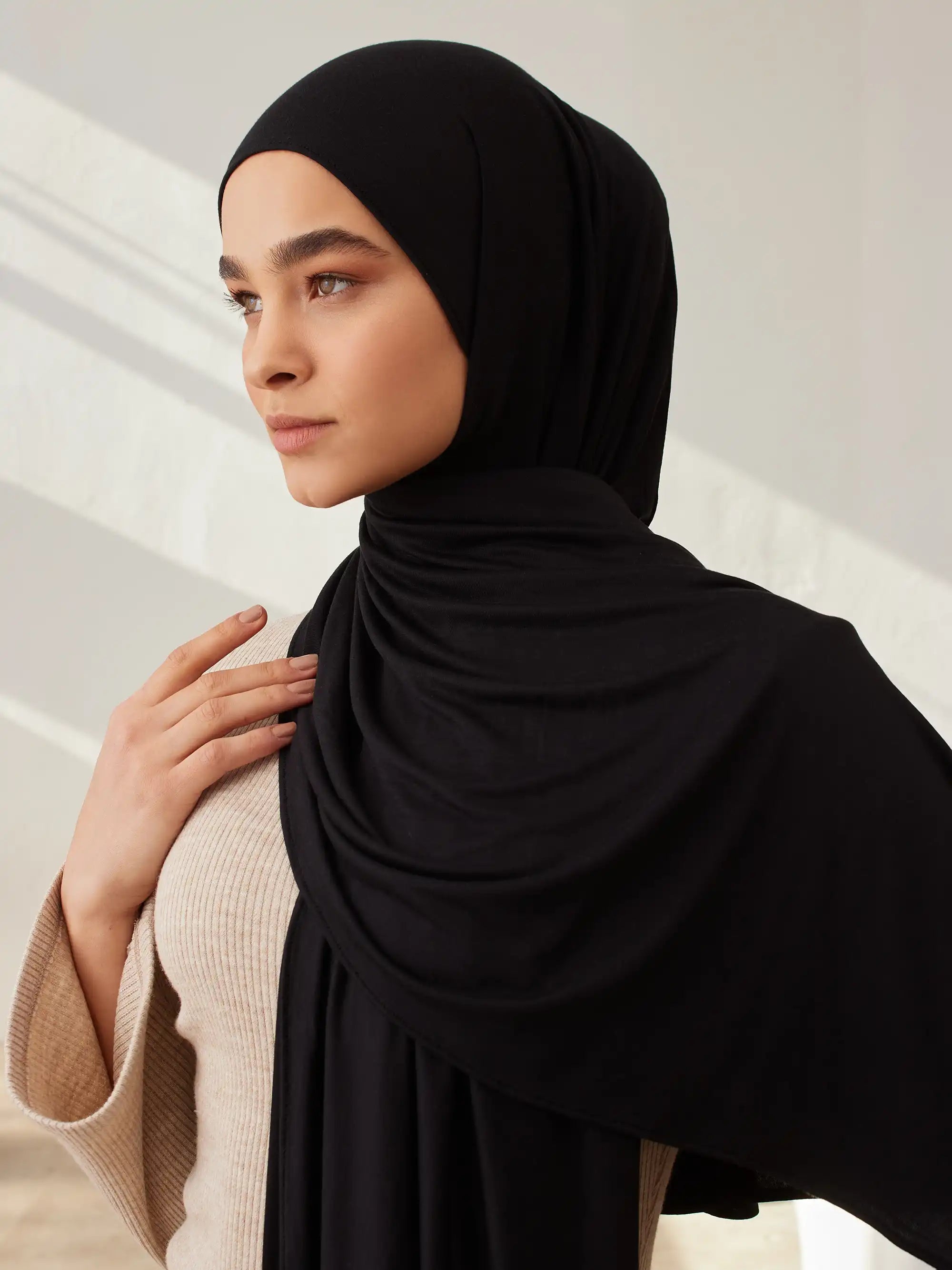 Small Jersey Light Hijab - Black