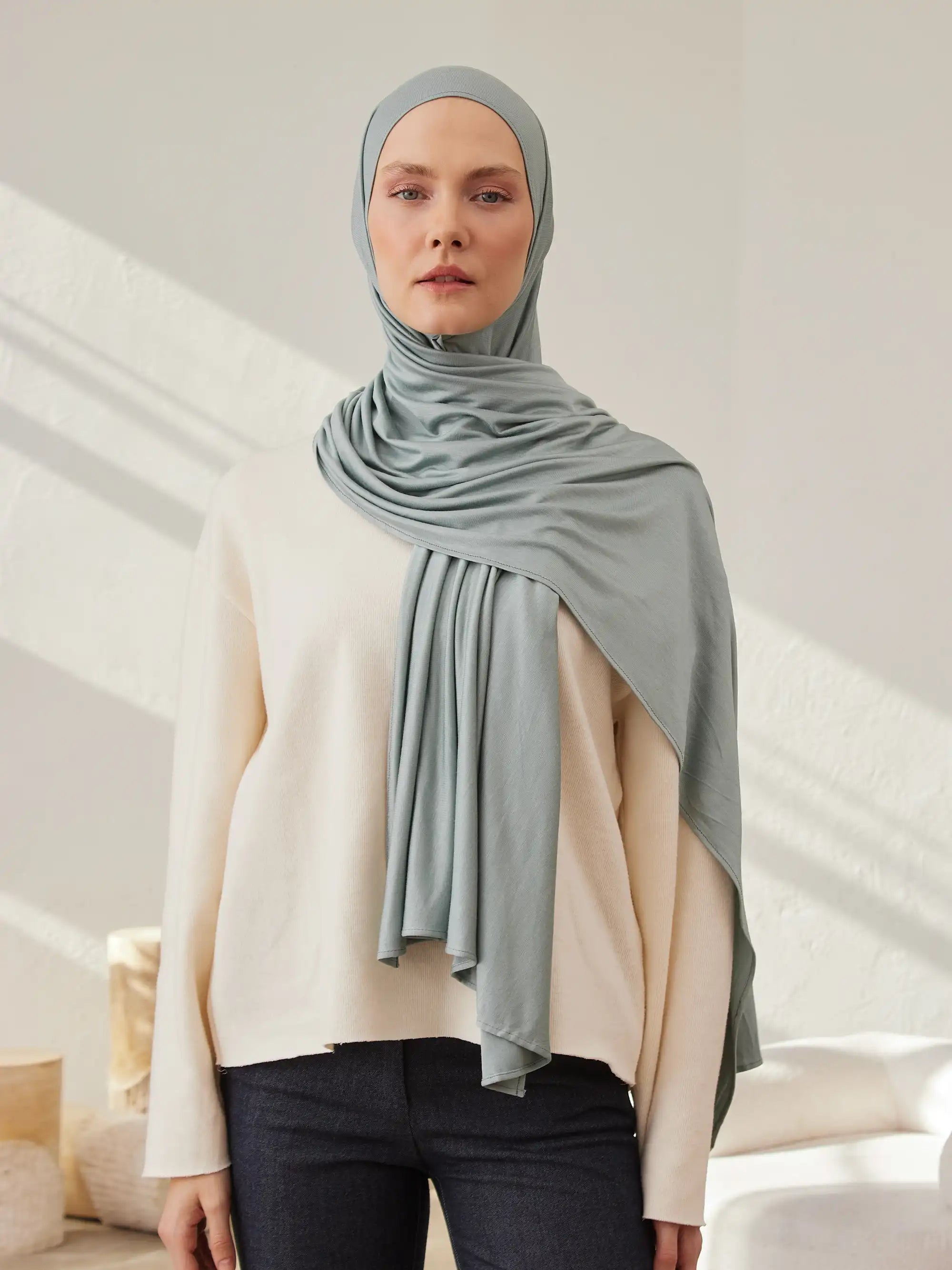 Jersey Light Hijab - Black