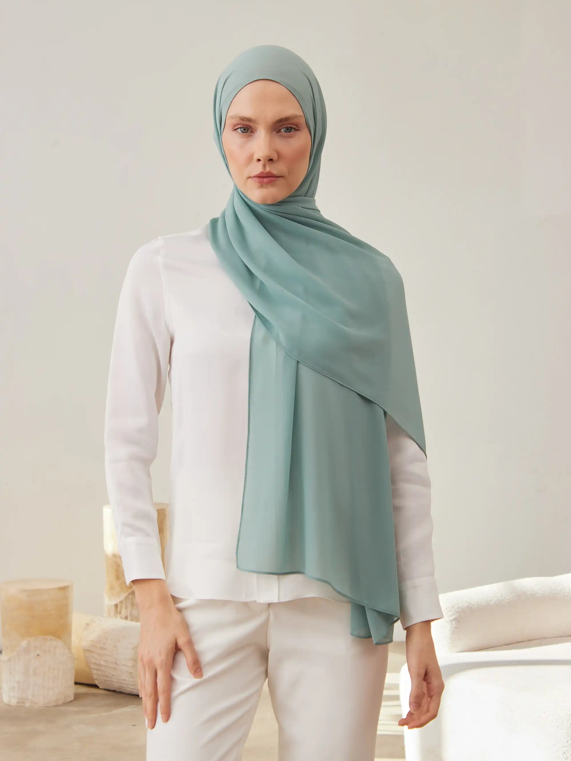 Luxury Chiffon Hijab - Black