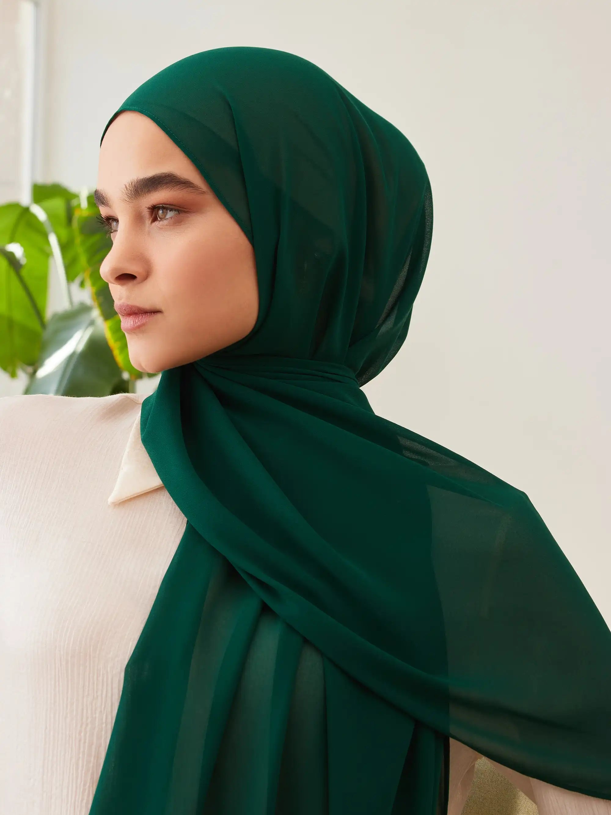 Luxury Chiffon Hijab - Pine Green
