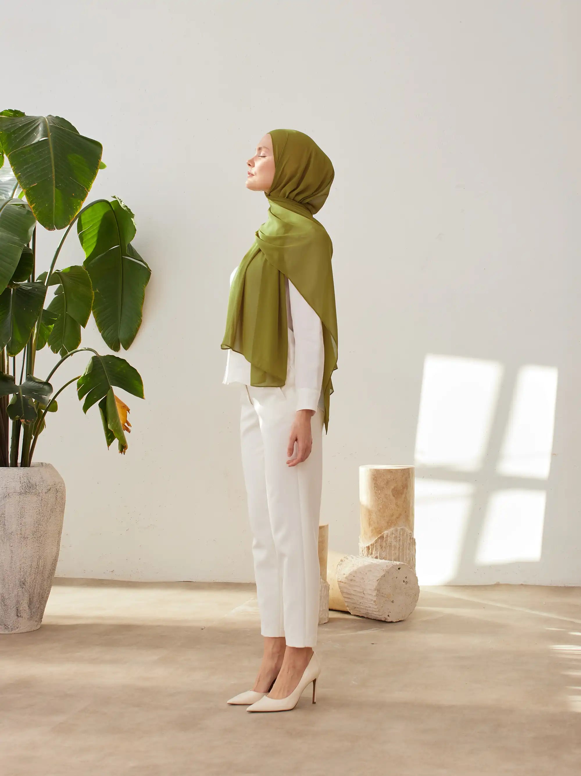 Luxury Chiffon Hijab - Green Olive