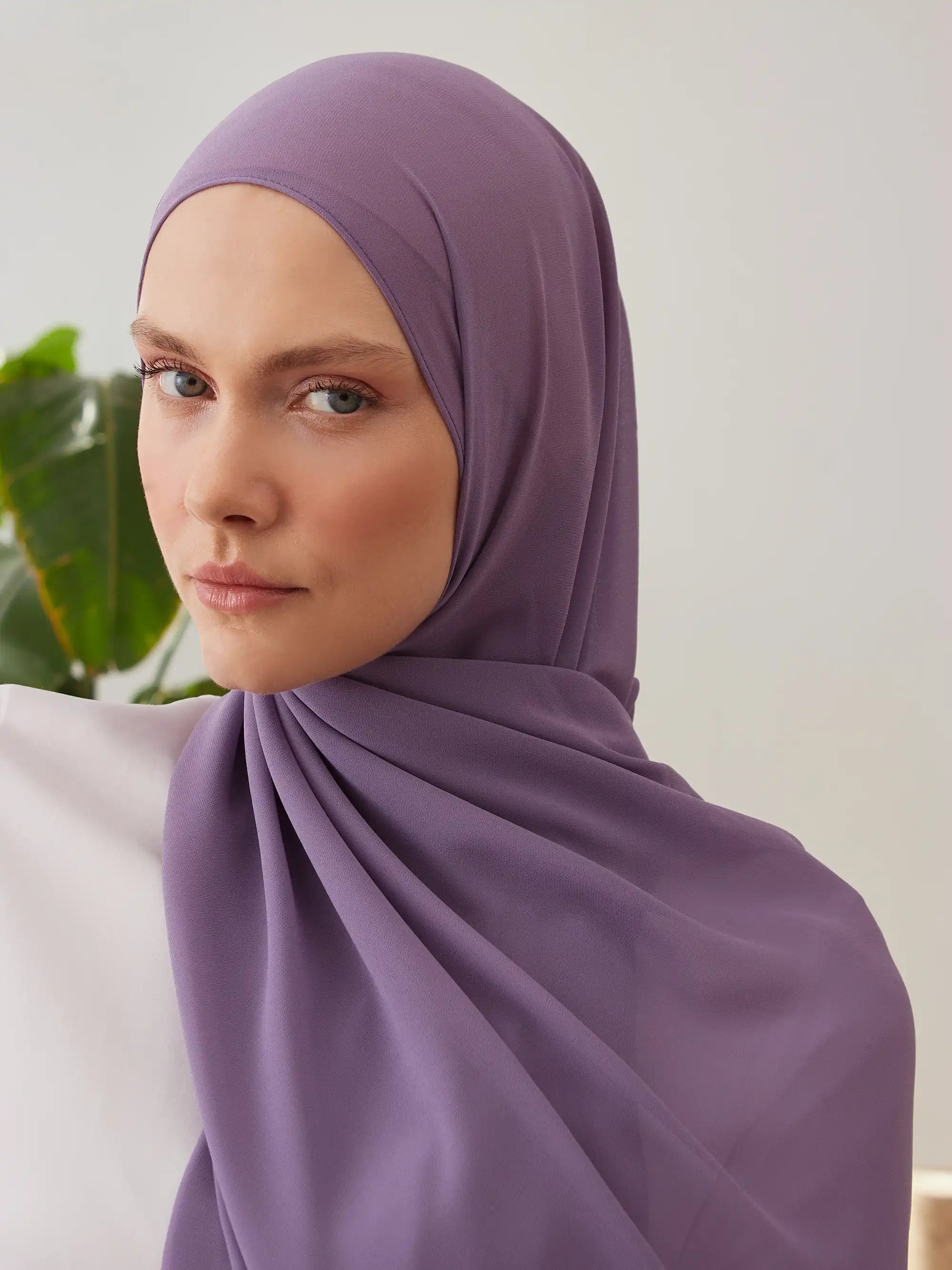 Small Luxury Chiffon Hijab - Lilac