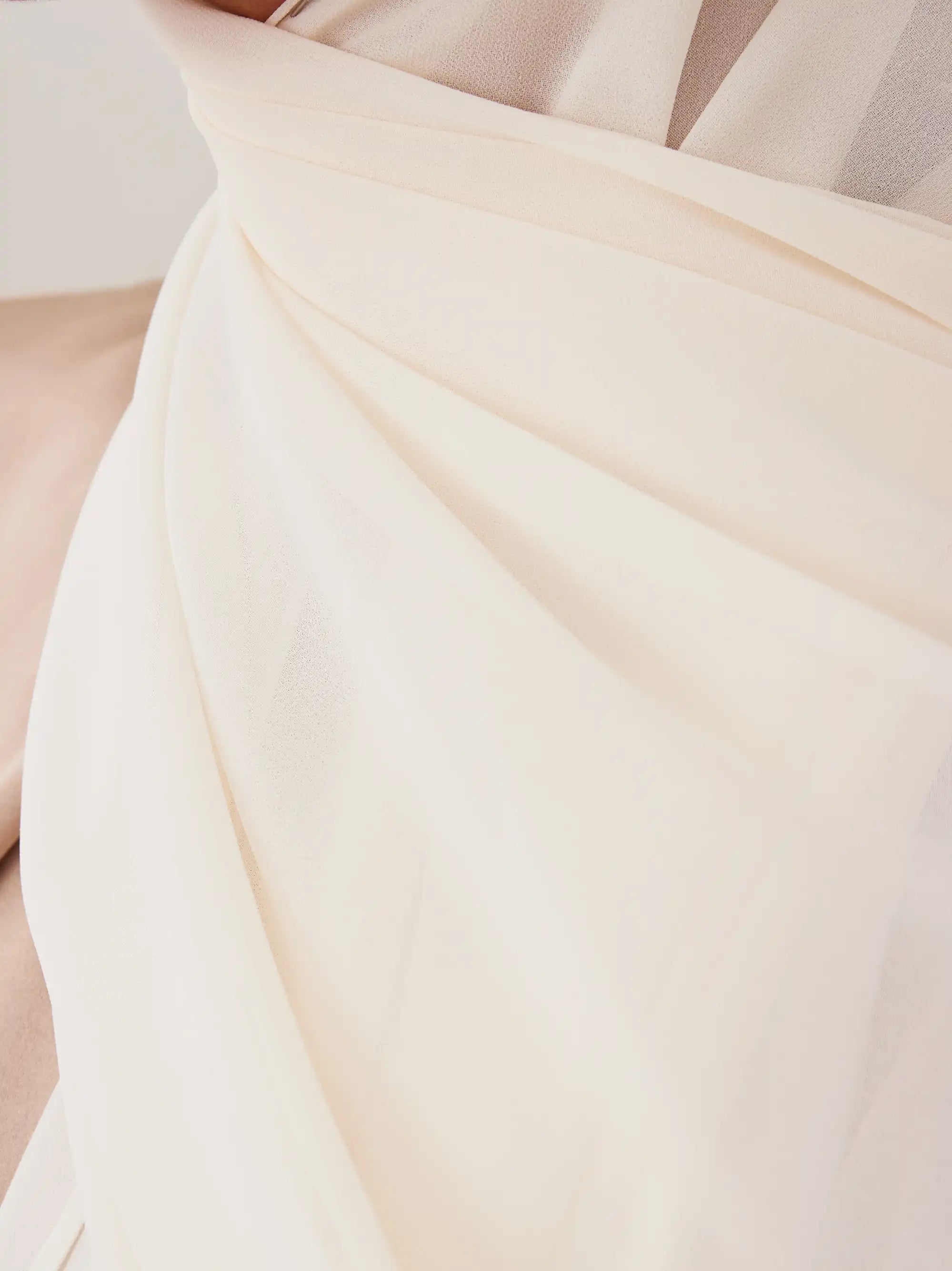 Luxury Chiffon Hijab - Ivory