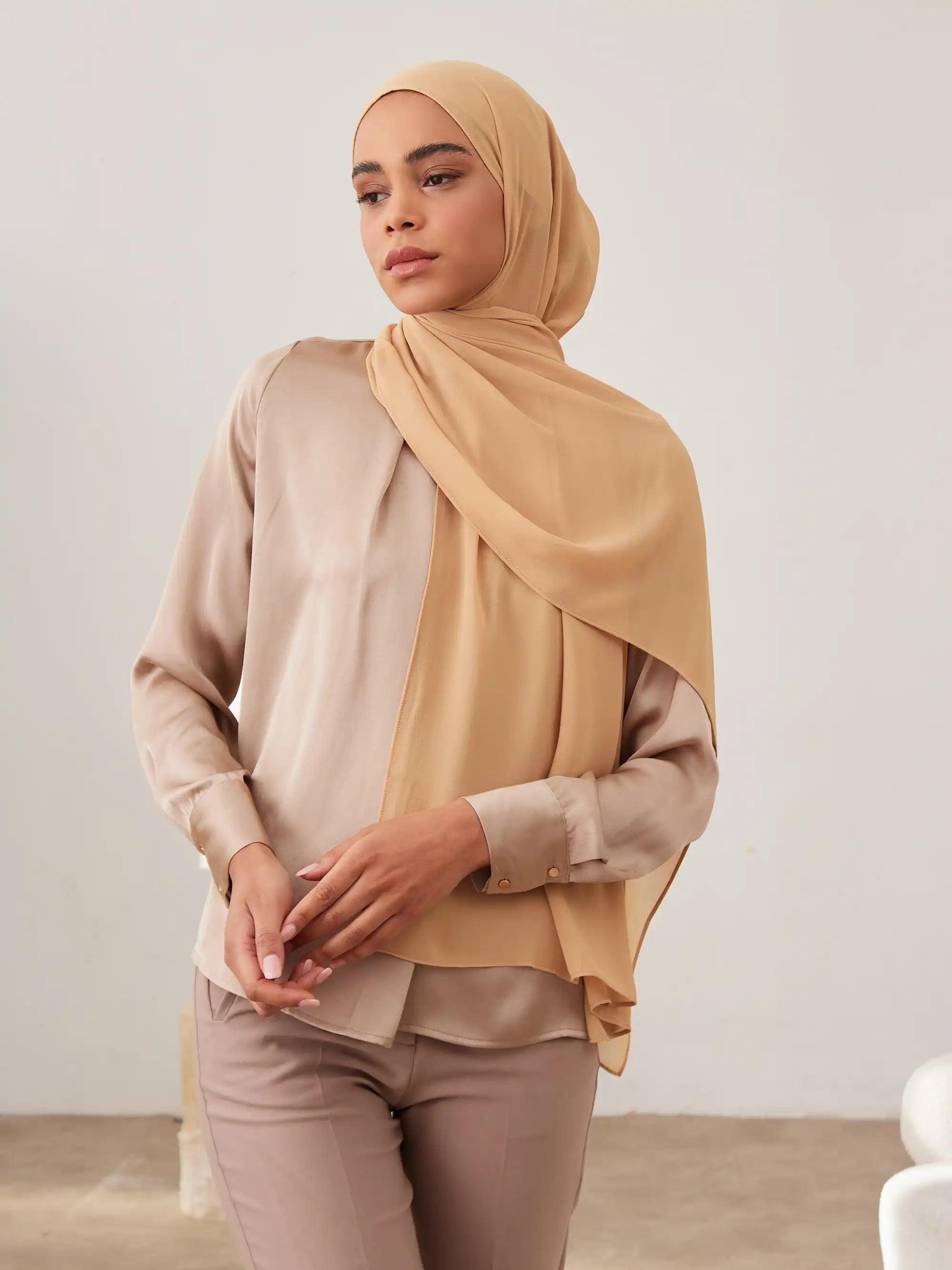 Deluxe Chiffon Hijab - Light Beige