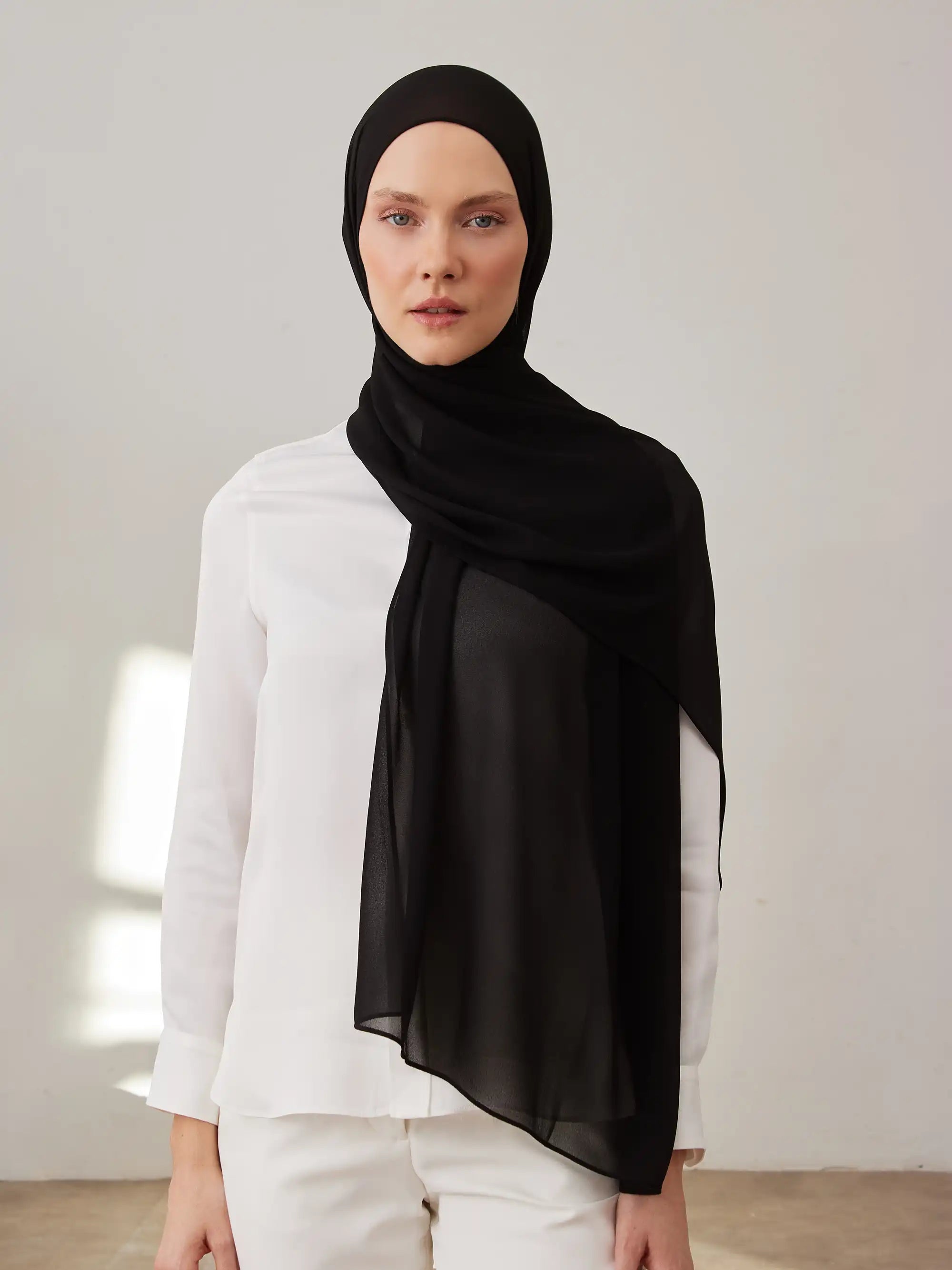 Deluxe Chiffon Hijab - Black