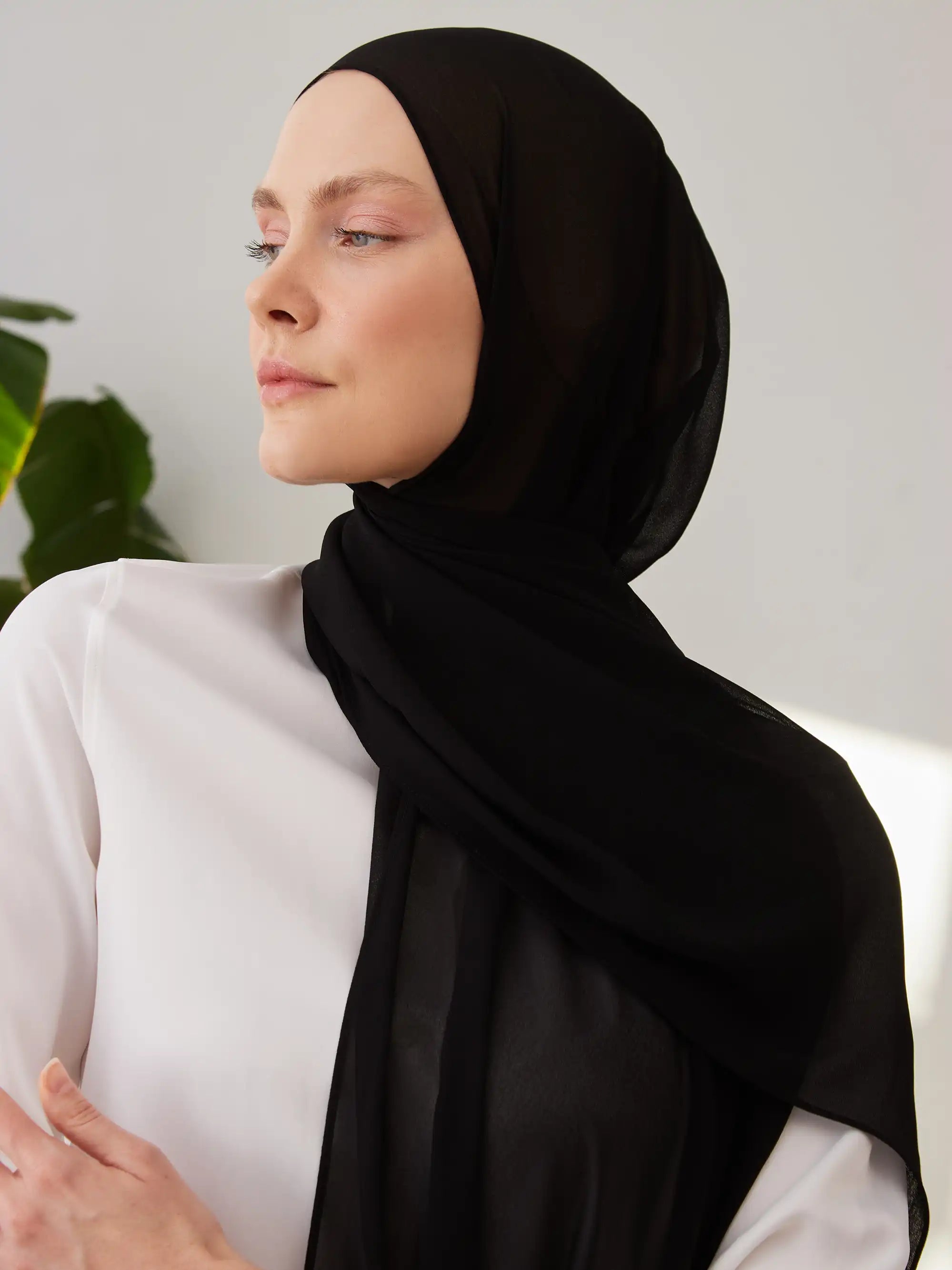 Deluxe Chiffon Hijab - Black