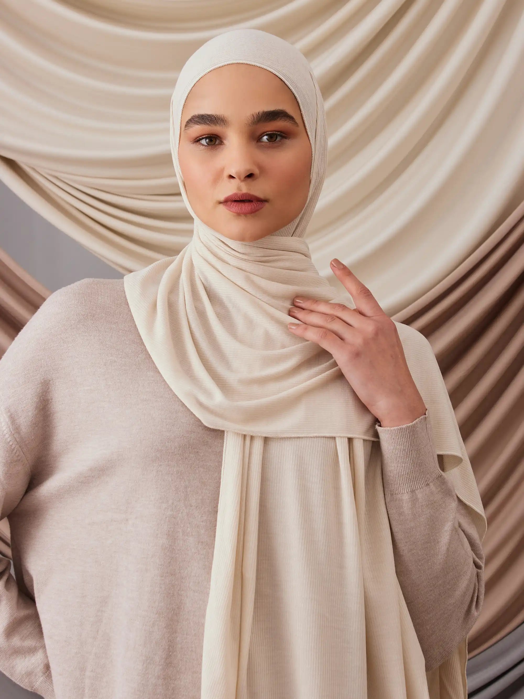 Small Ribbed Jersey Hijab - Off White