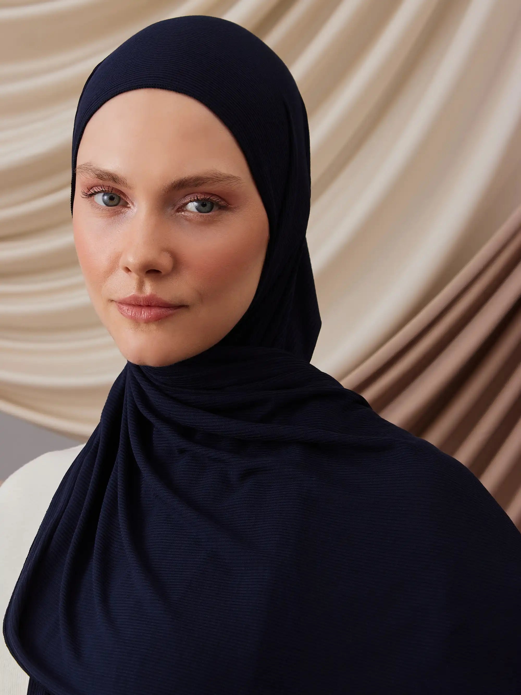 Small Ribbed Jersey Hijab - Navy