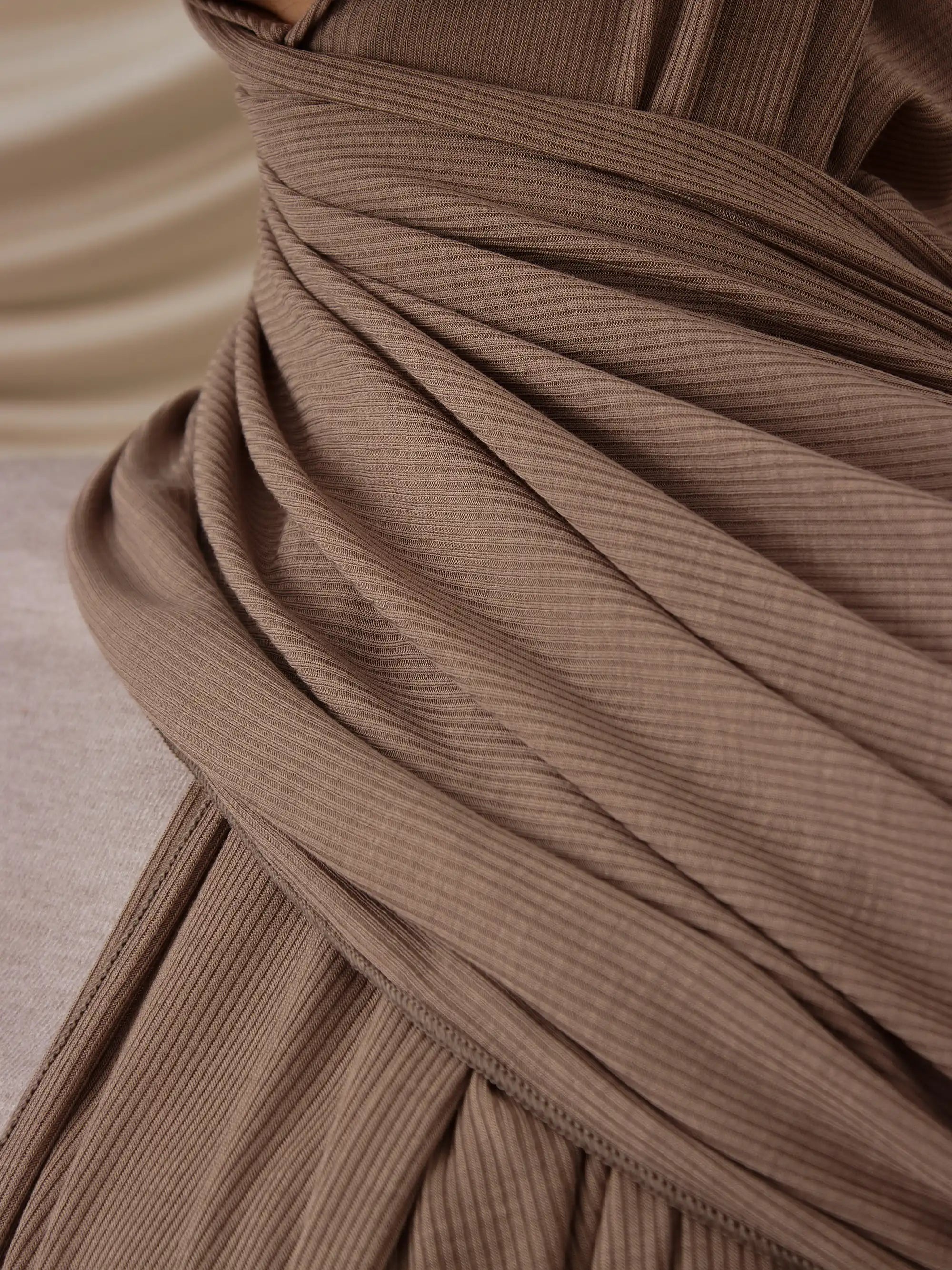 Small Ribbed Jersey Hijab - Desert