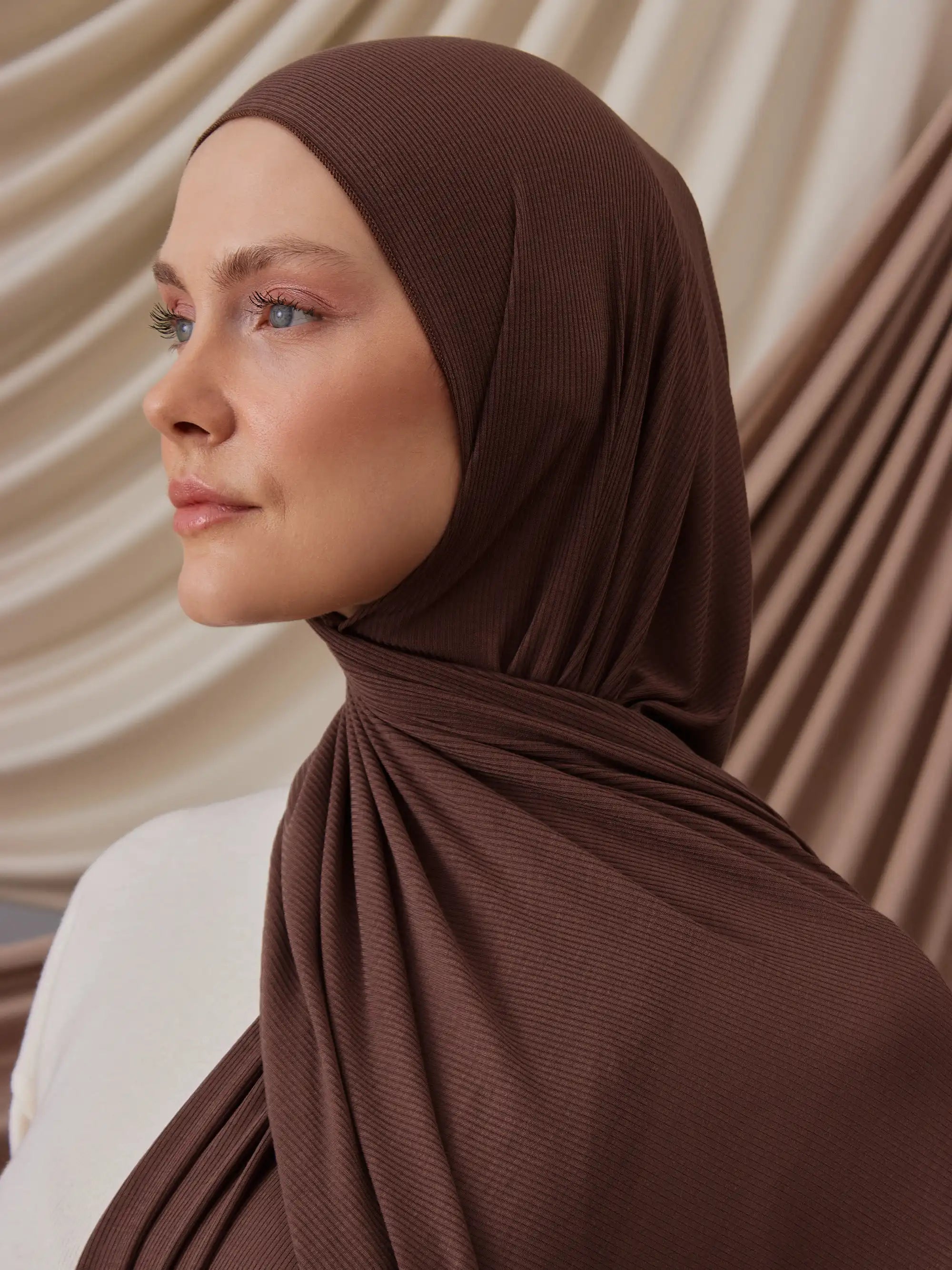 Small Ribbed Jersey Hijab - Mocha