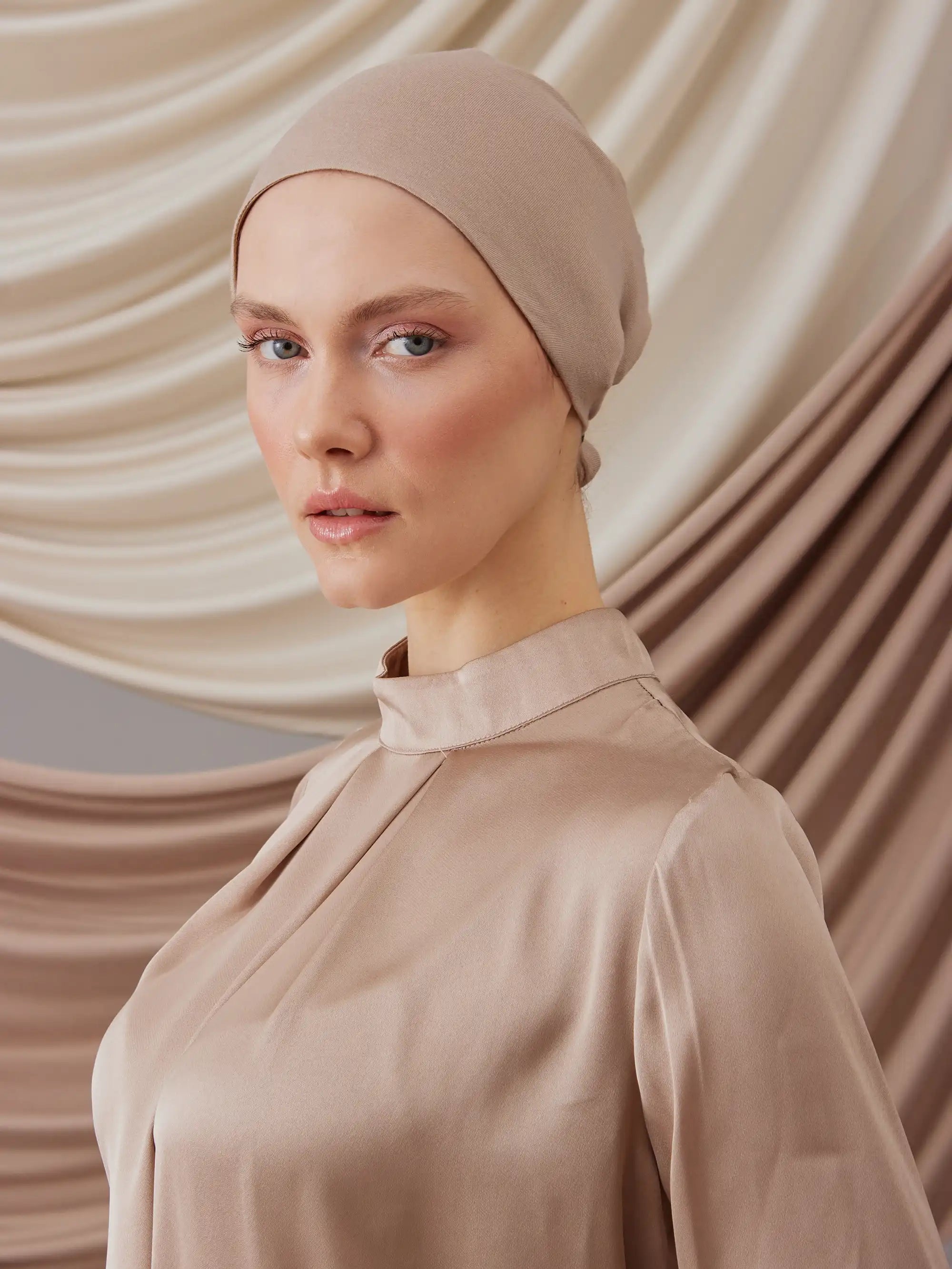 Satin Lined Bone - Warm Sand