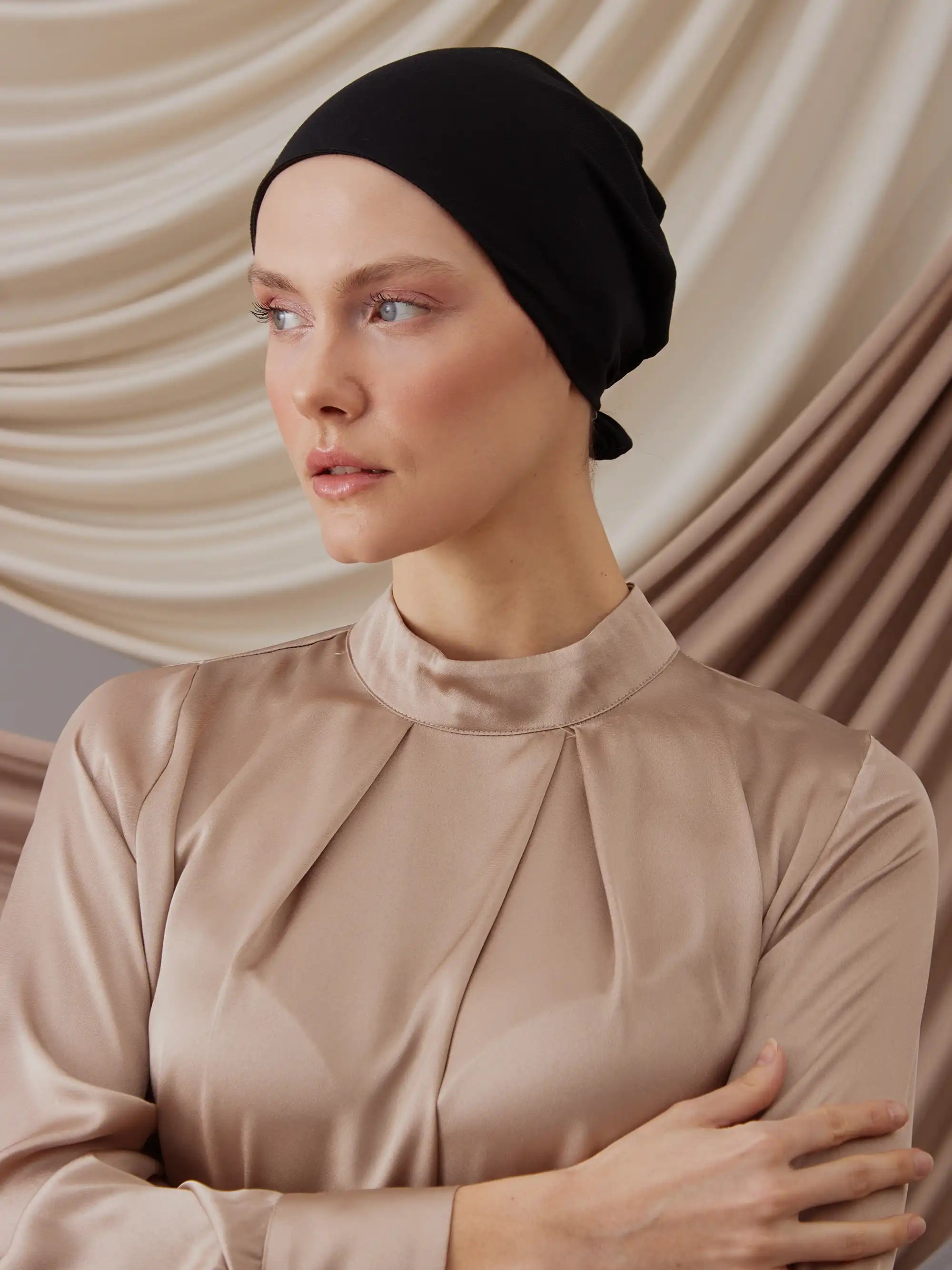 Satin Lined Bone - Black