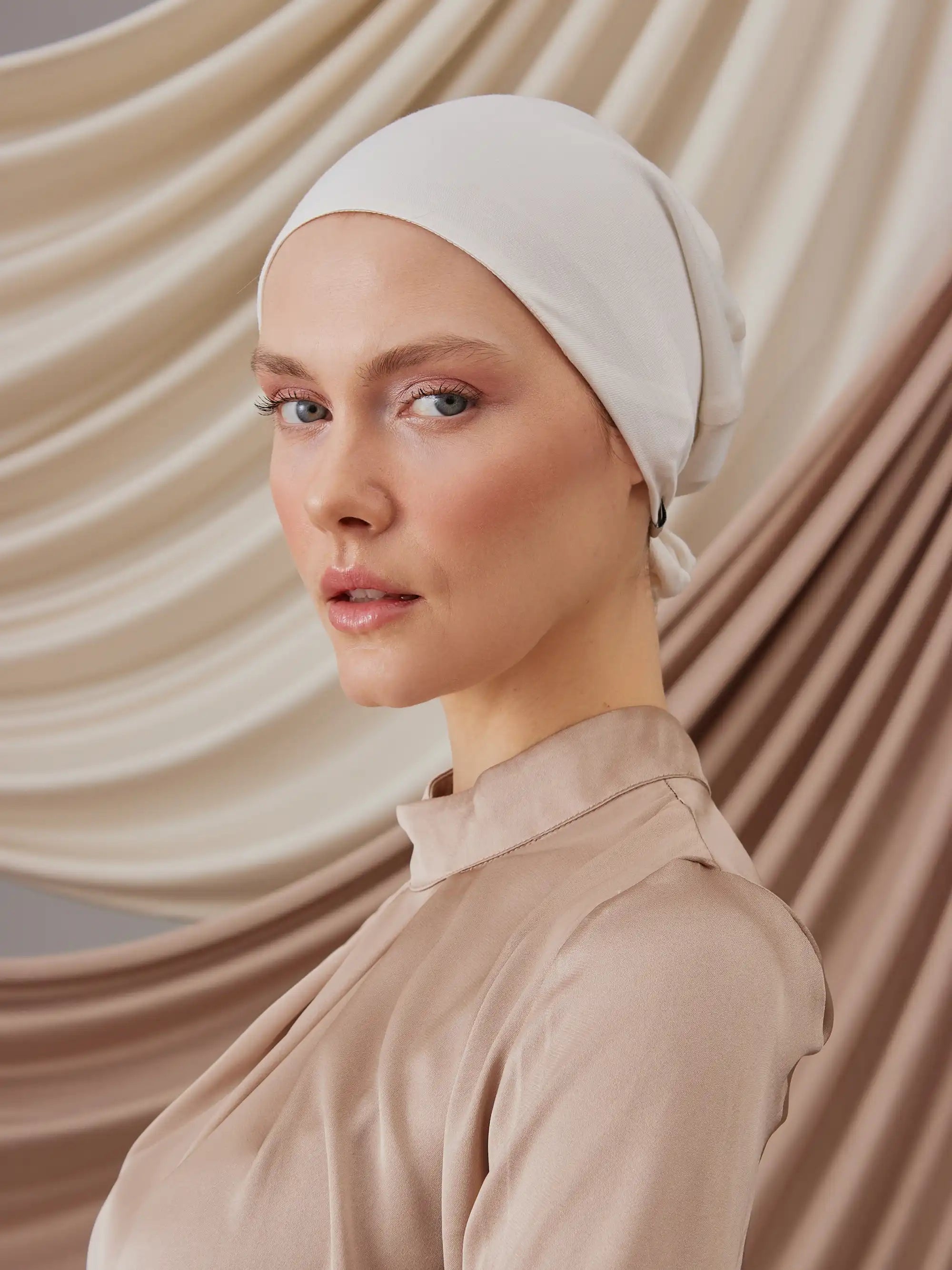 Satin Lined Bone - Ivory