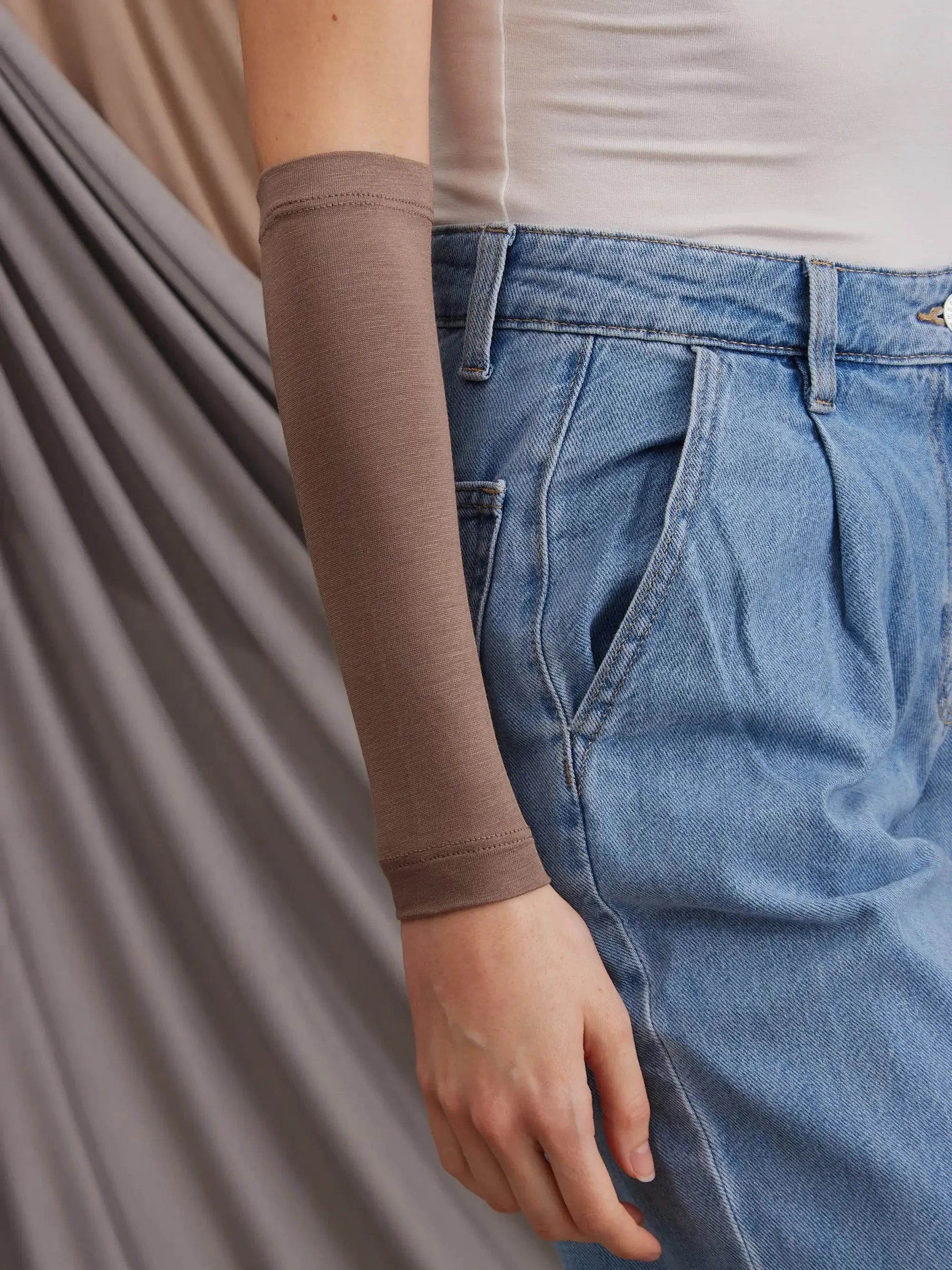 Arm Cover - Desert Taupe