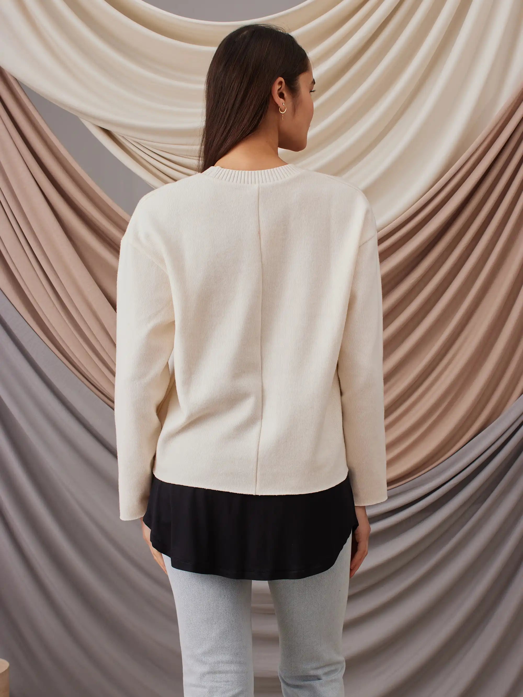 Round Hip Cover - Black