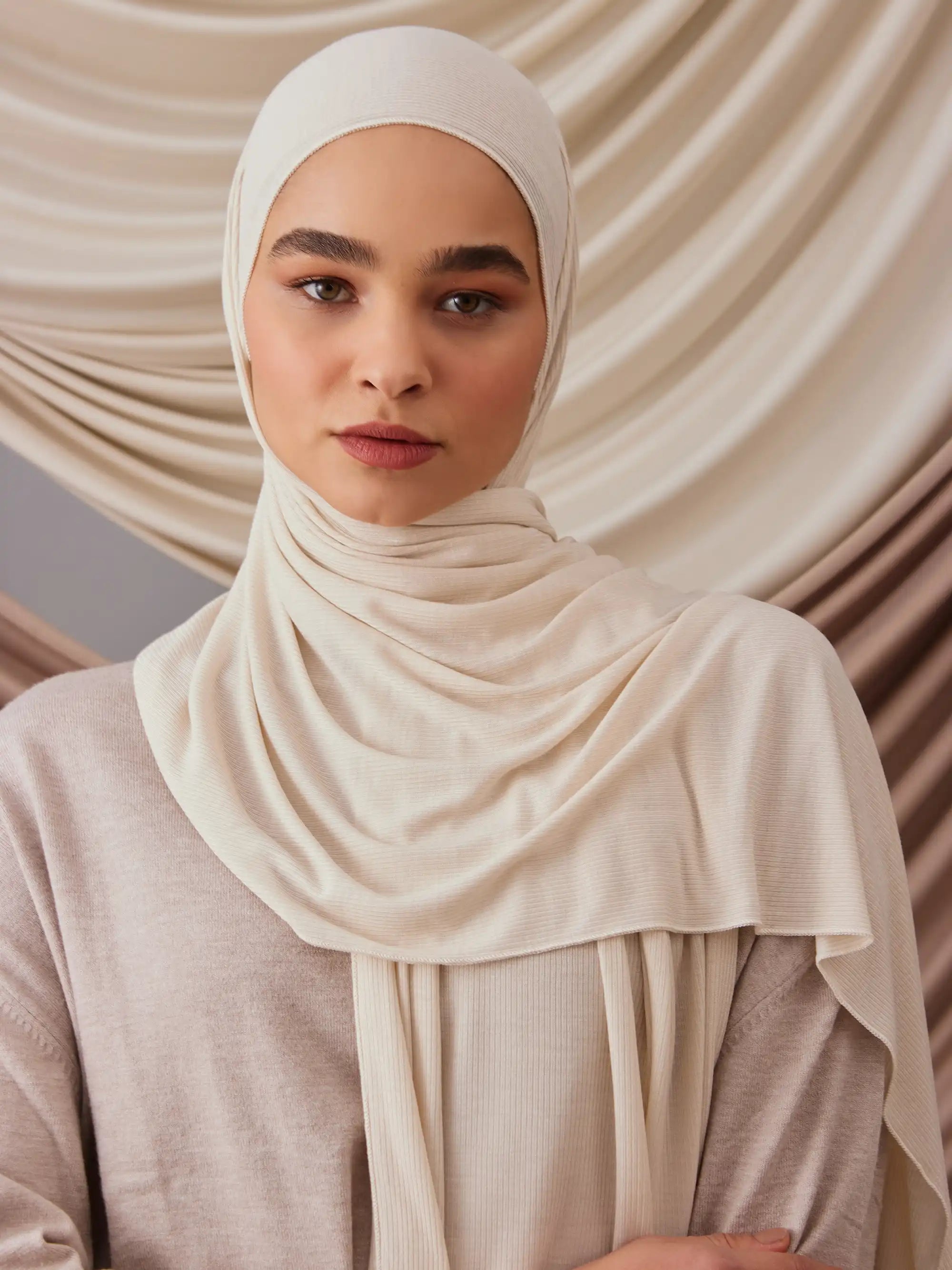 Small Ribbed Jersey Hijab - Off White