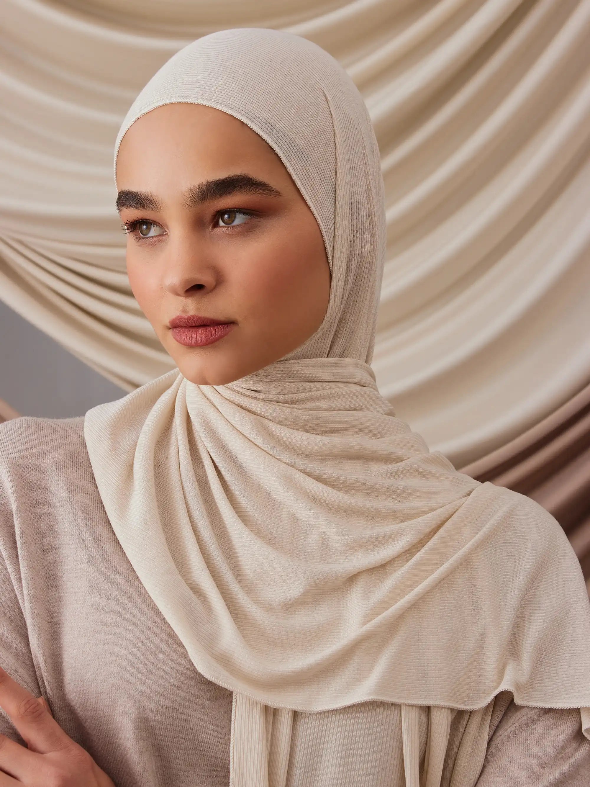 Small Ribbed Jersey Hijab - Off White