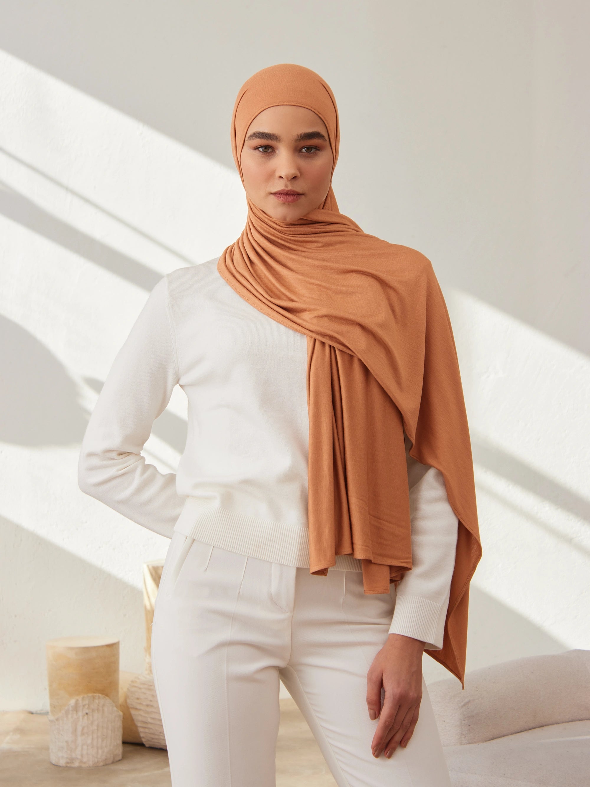 Small Jersey Light Hijab - Caramel