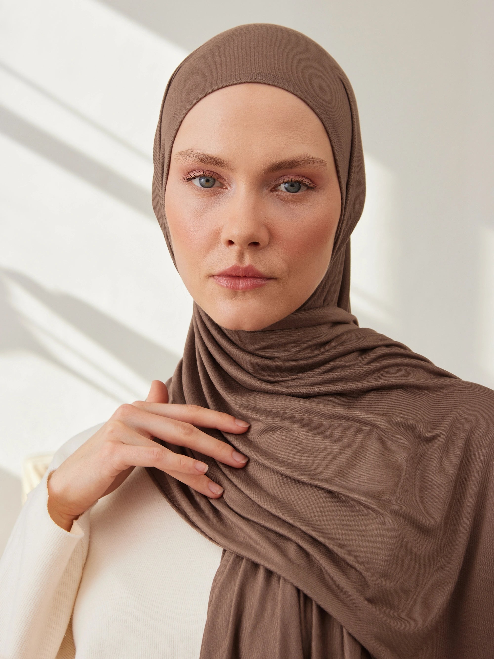 Jersey Light Hijab - Cocoa Brown